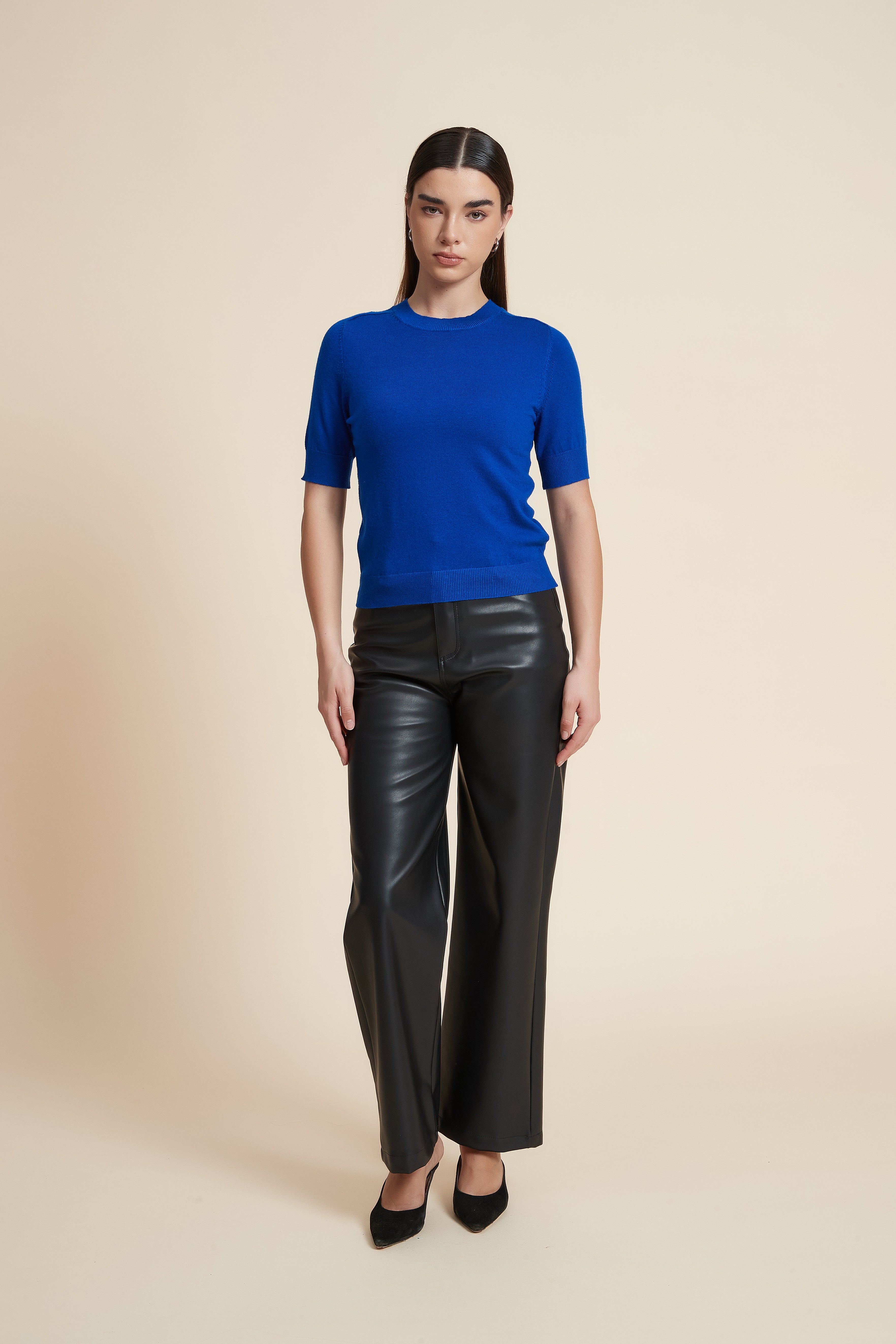 Plain Short Sleeve Top with Round Neck