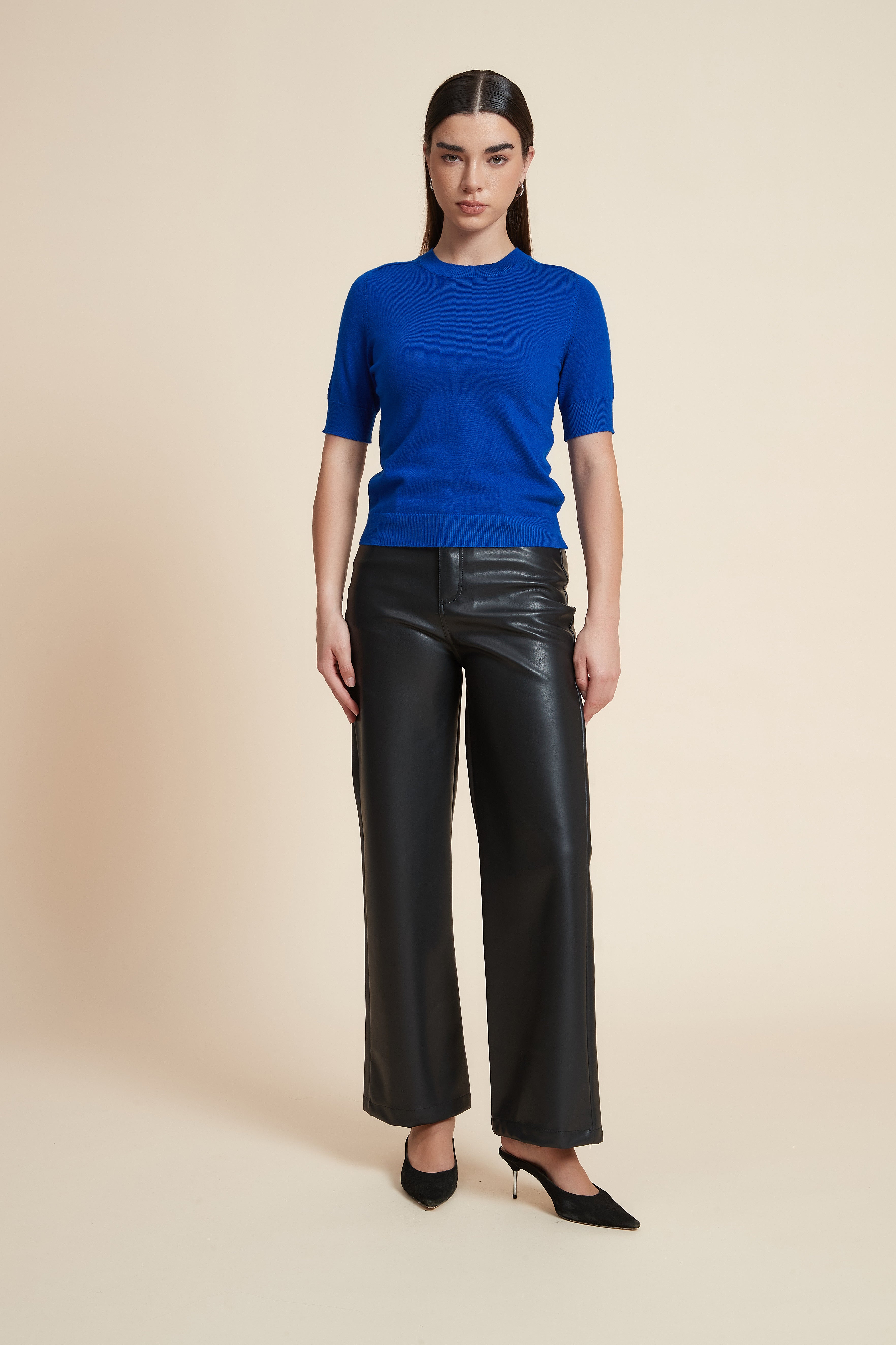 Plain Short Sleeve Top with Round Neck