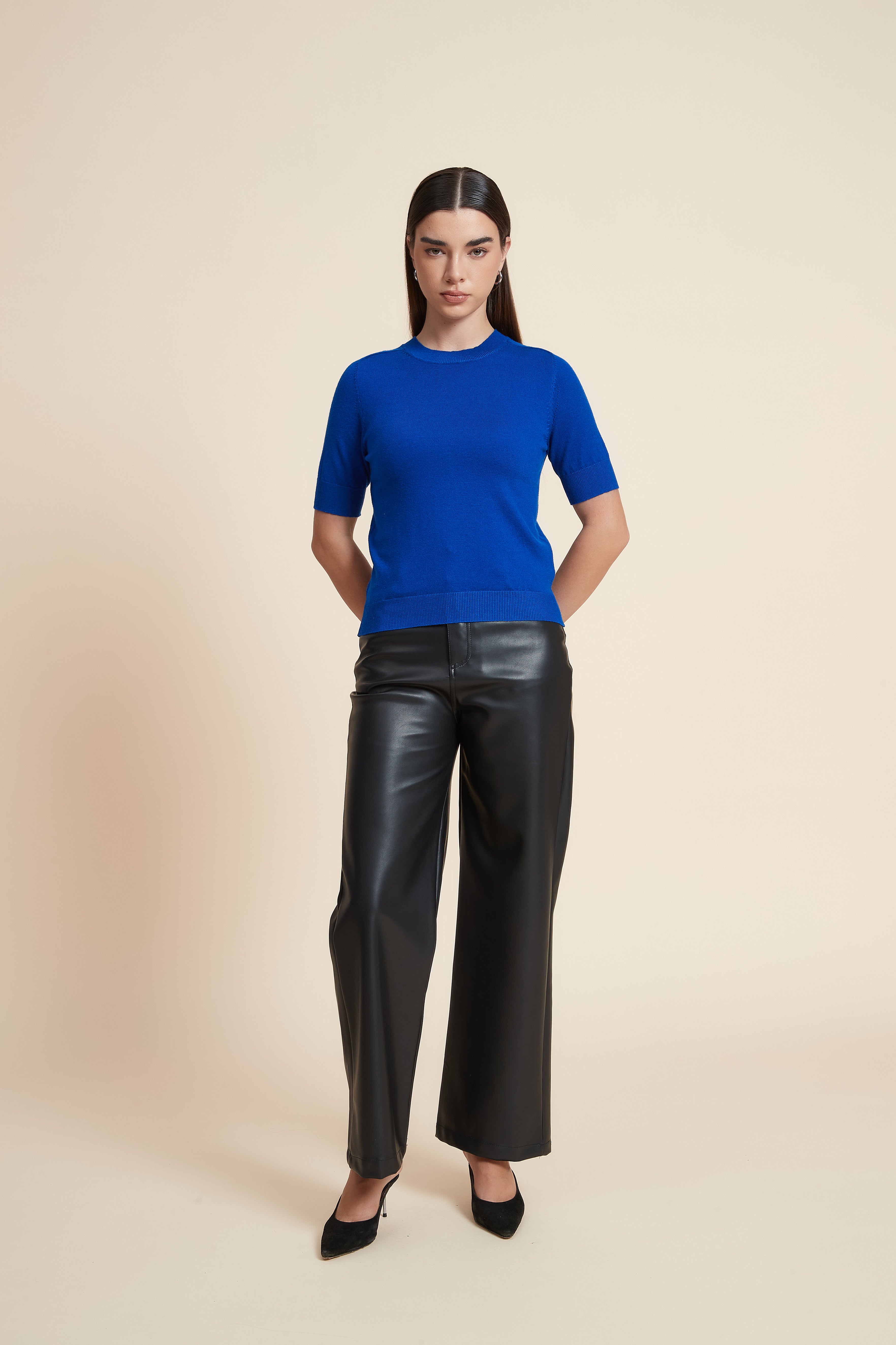 Plain Short Sleeve Top with Round Neck