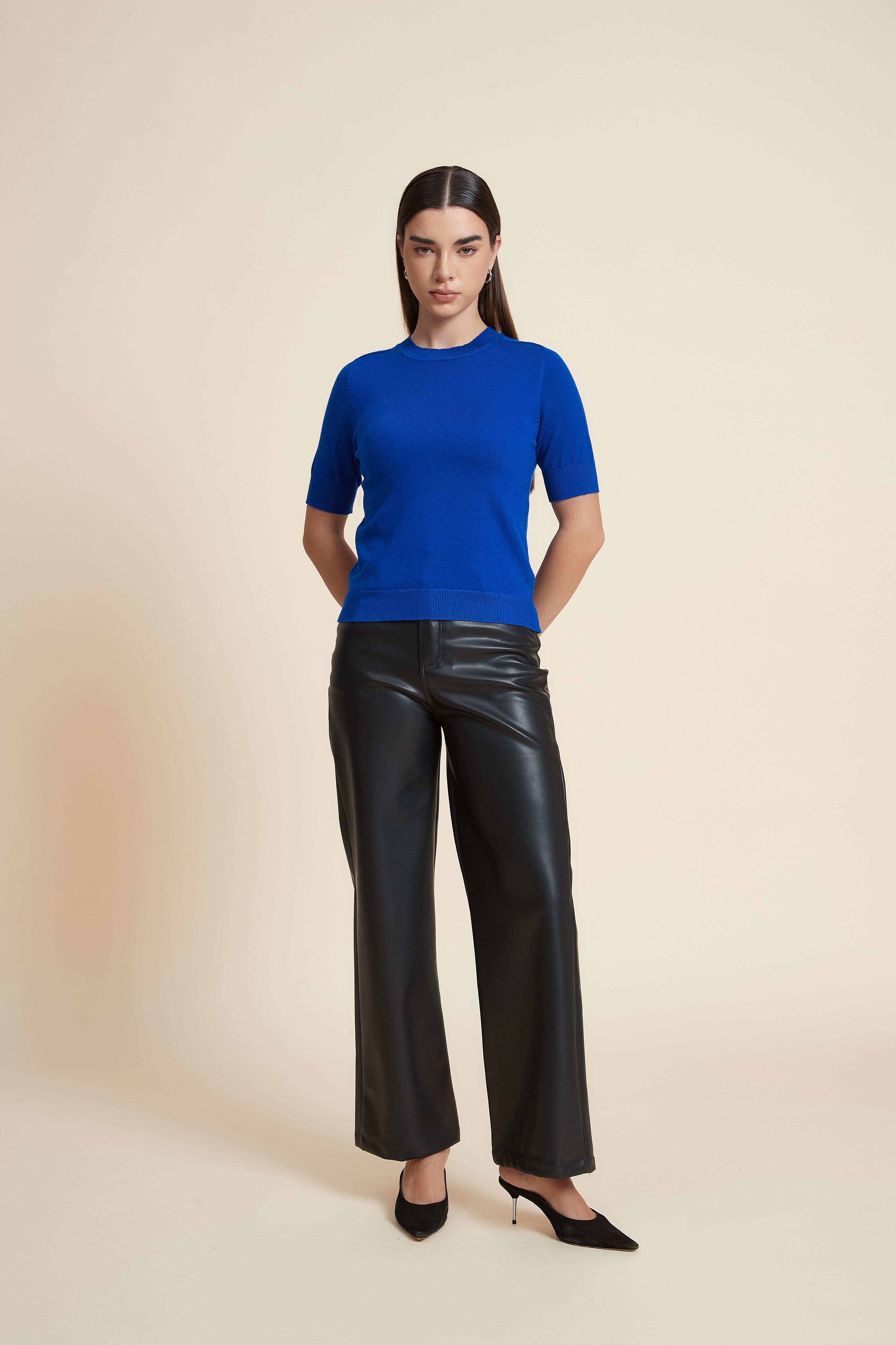 Plain Short Sleeve Top with Round Neck