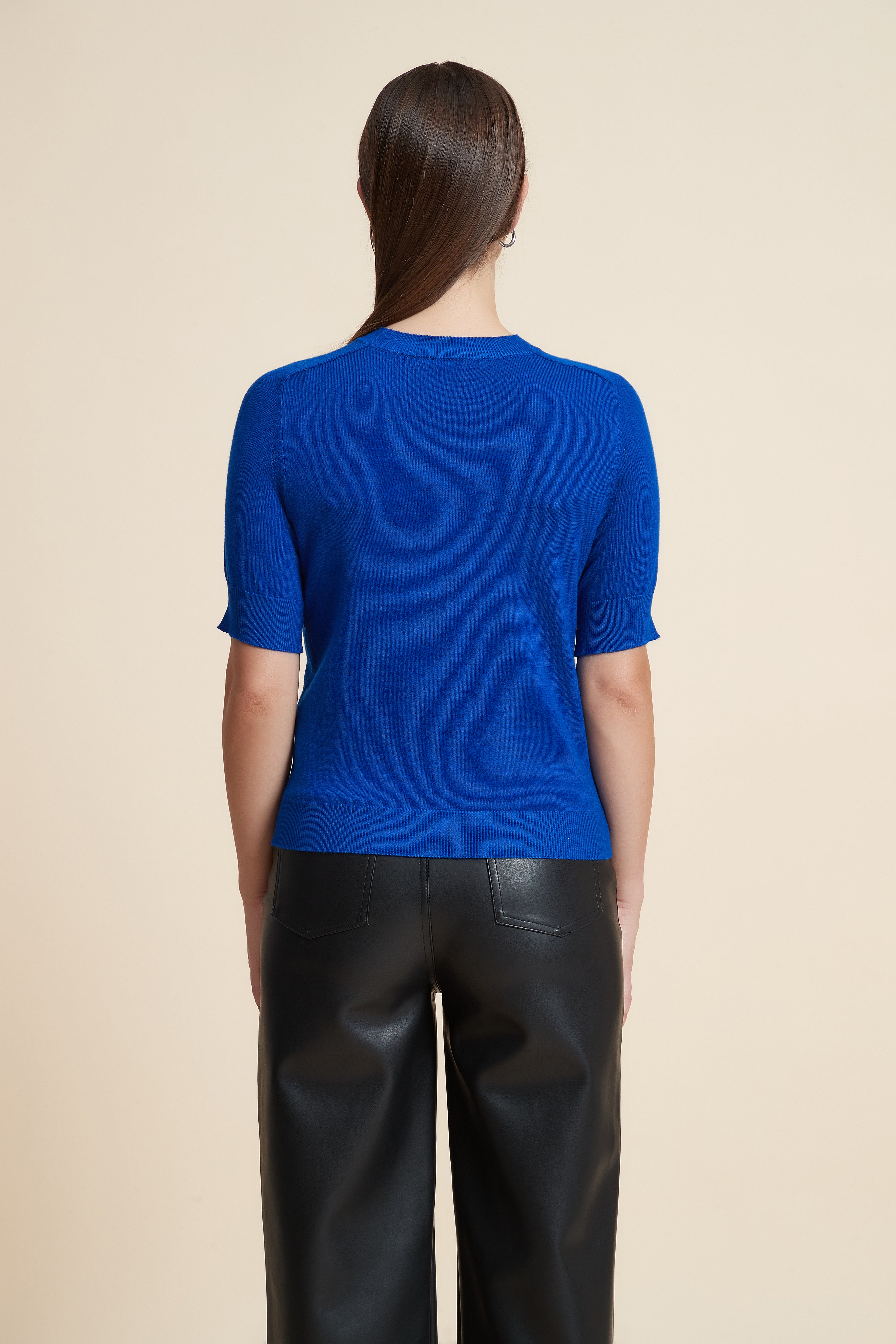 Plain Short Sleeve Top with Round Neck