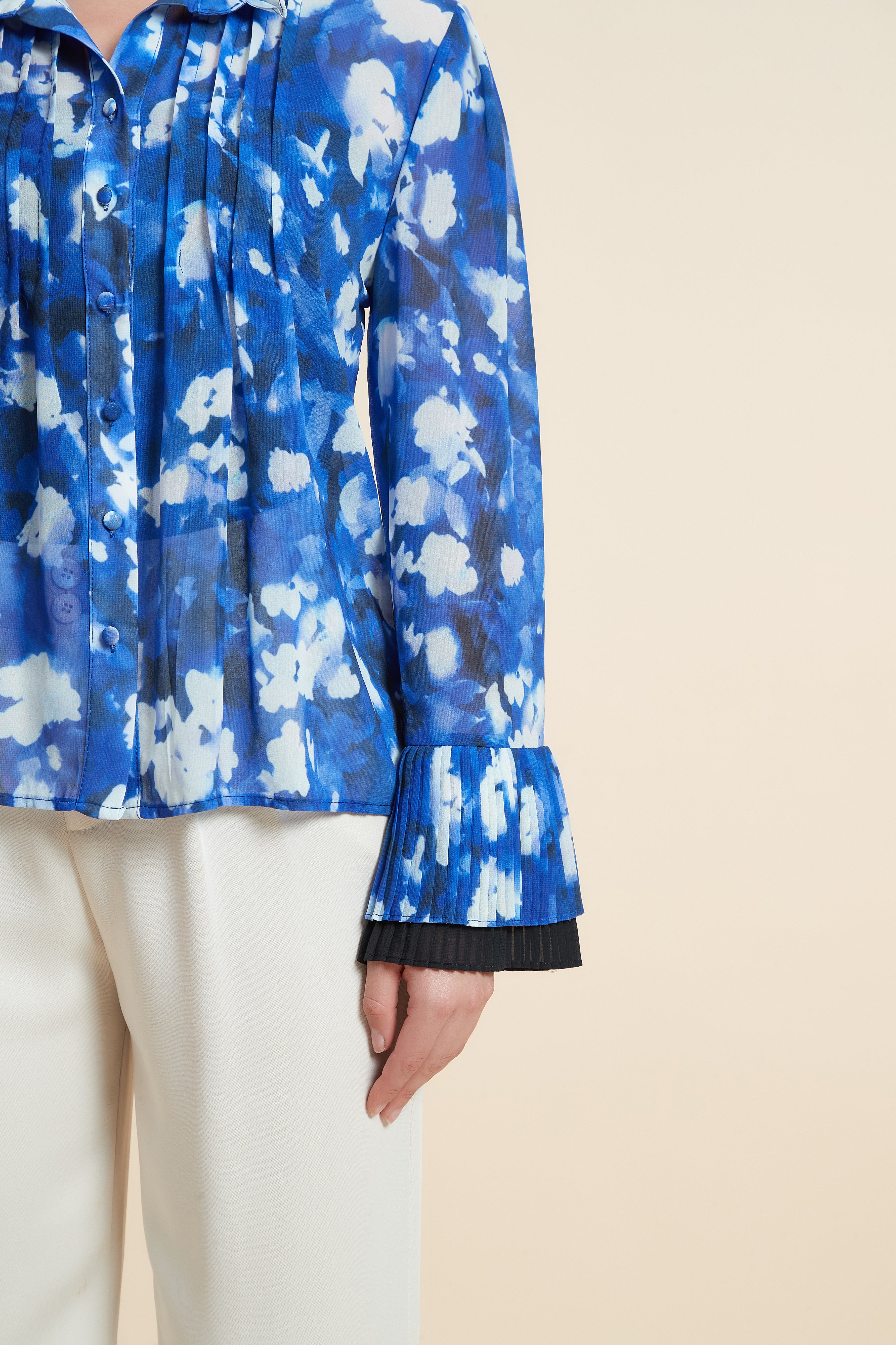 Long Sleeve Printed Blouse