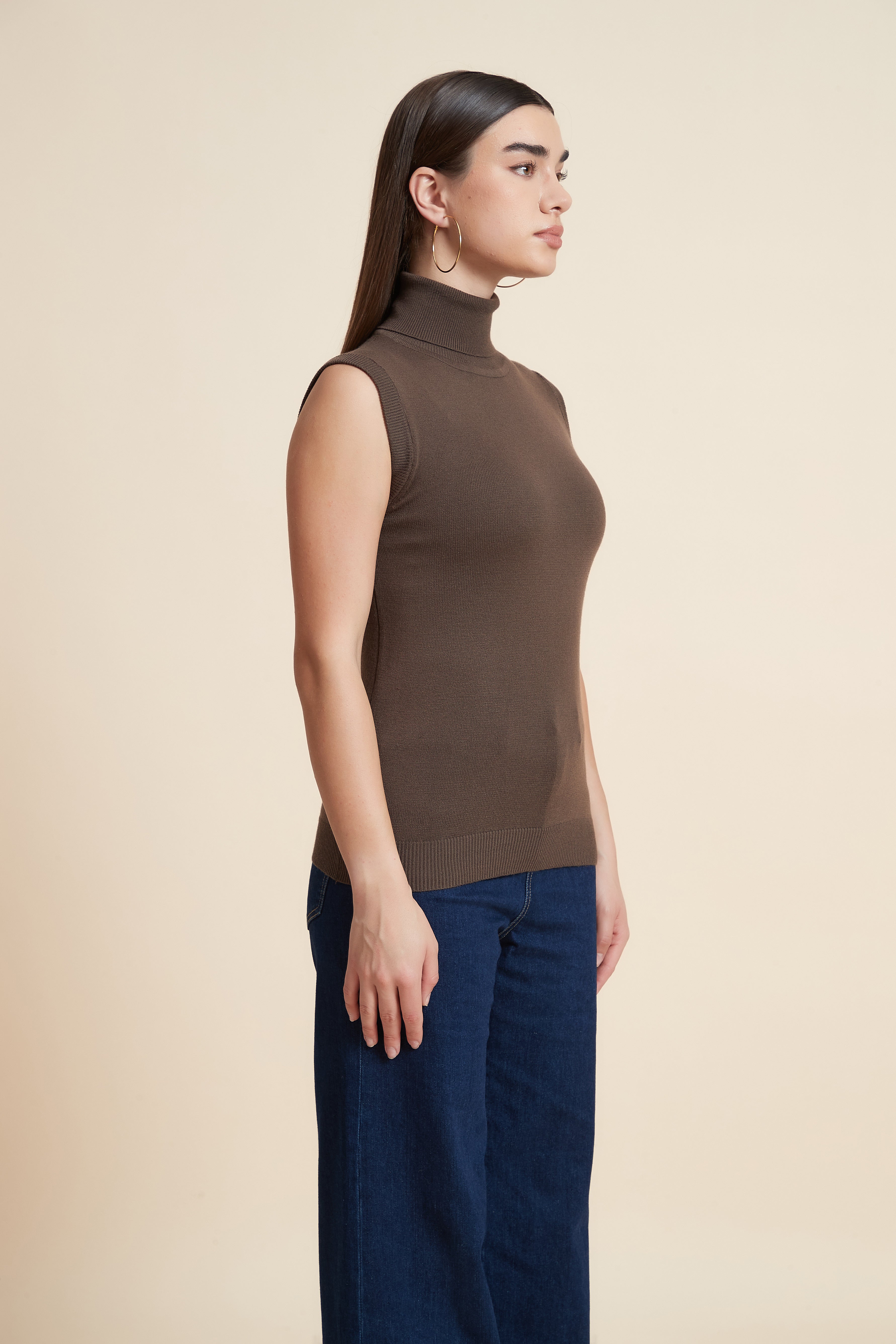 High Neck Sleeveless Blouse