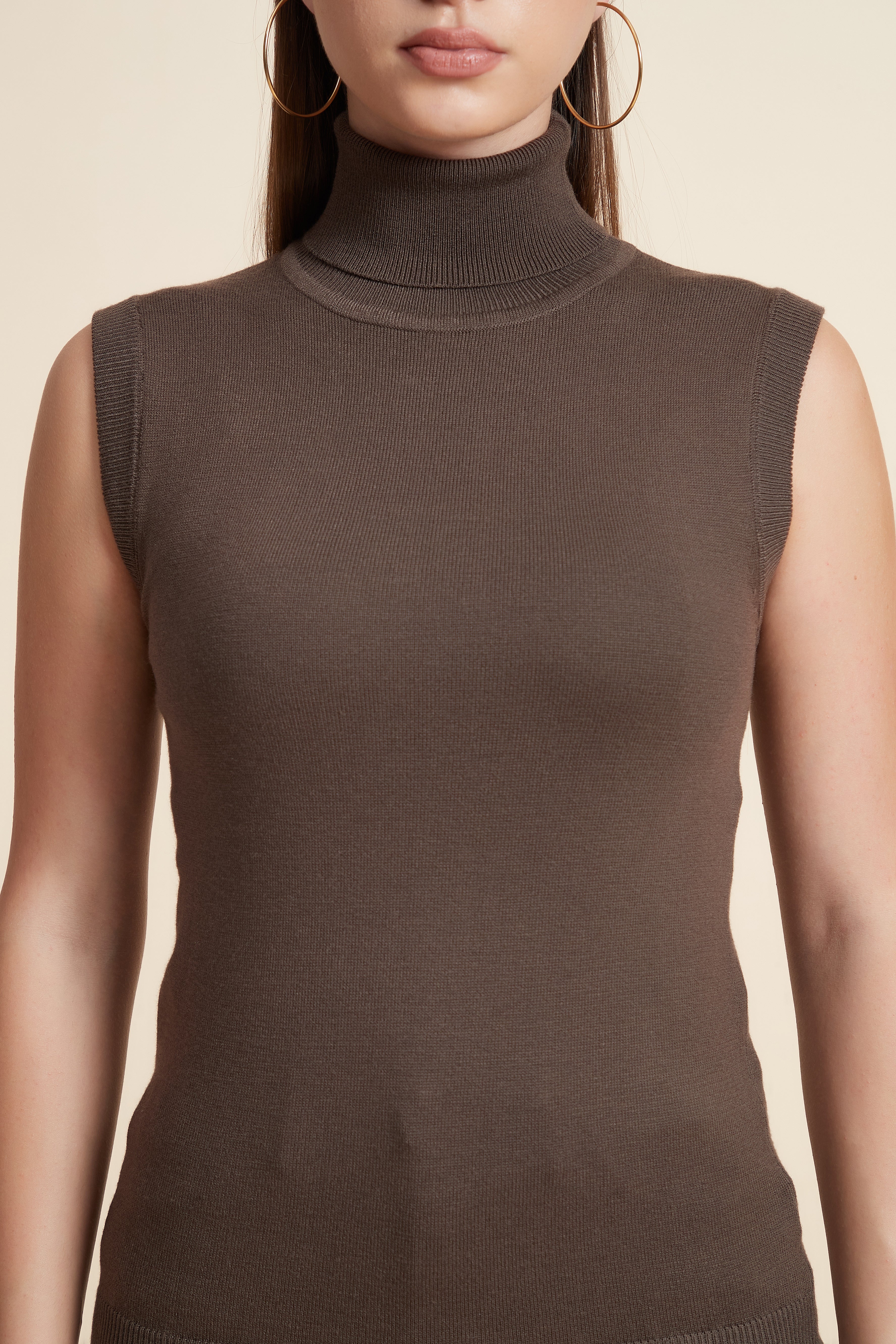 High Neck Sleeveless Blouse