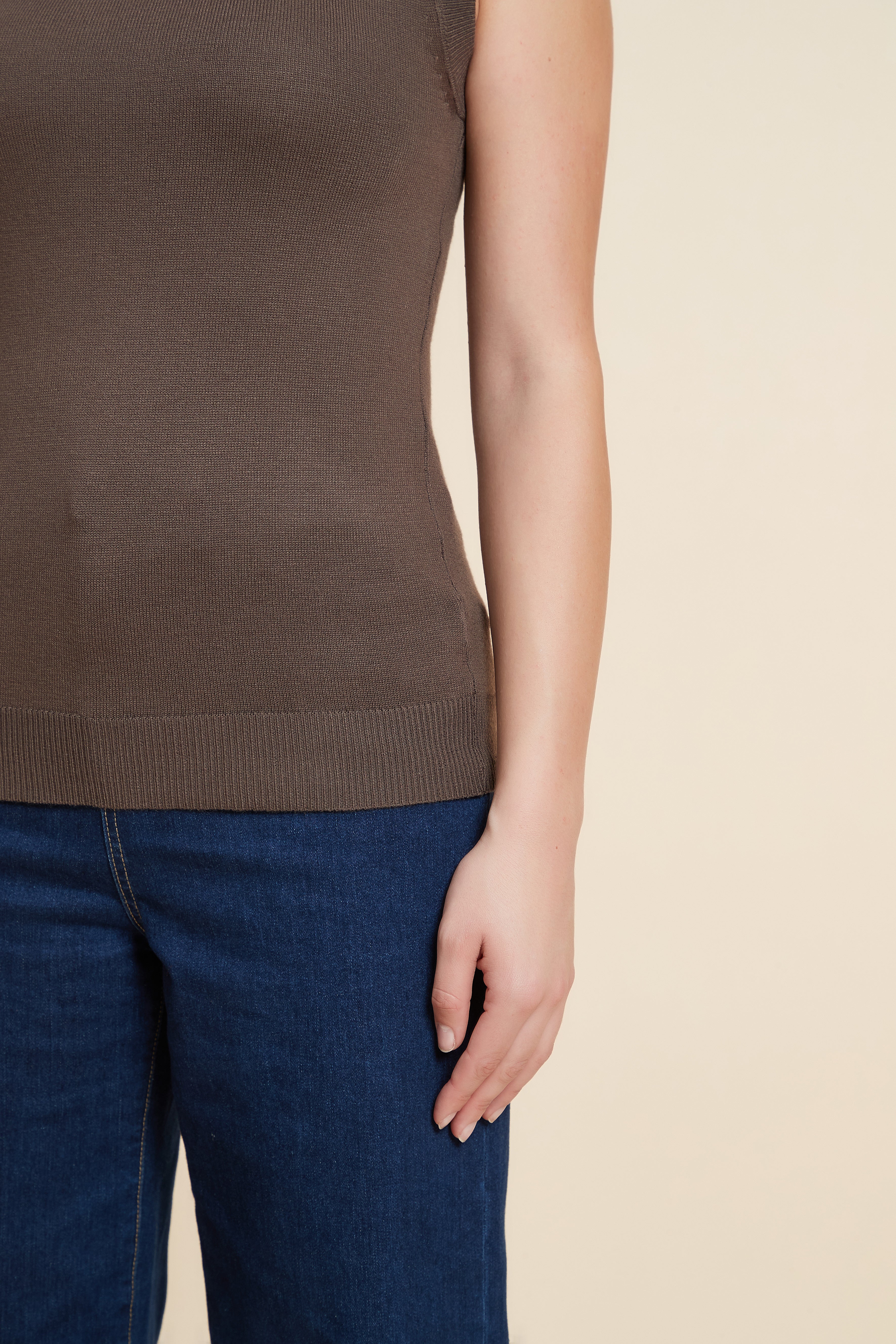 High Neck Sleeveless Blouse