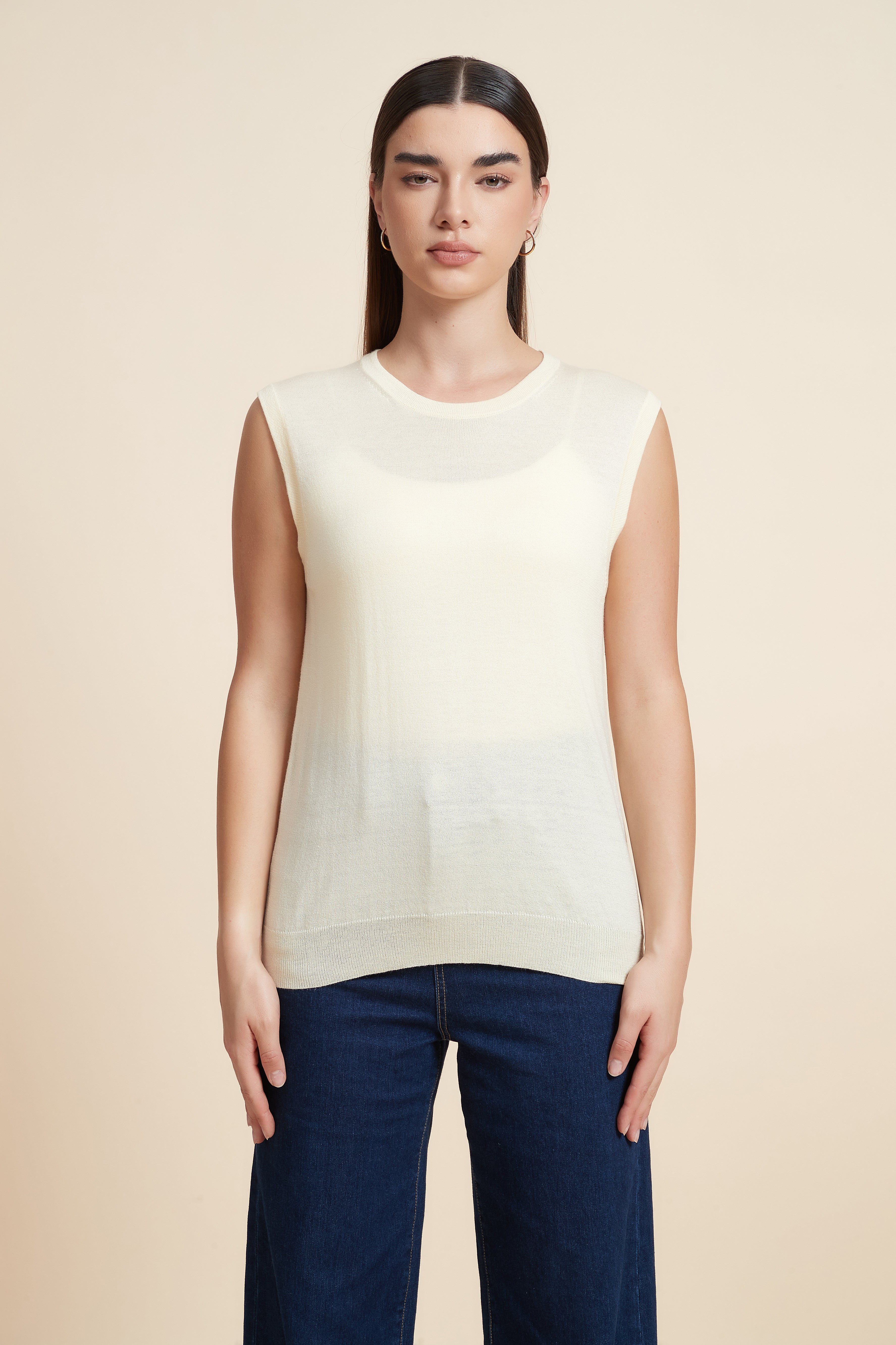 Sleeveless Plain Blouse