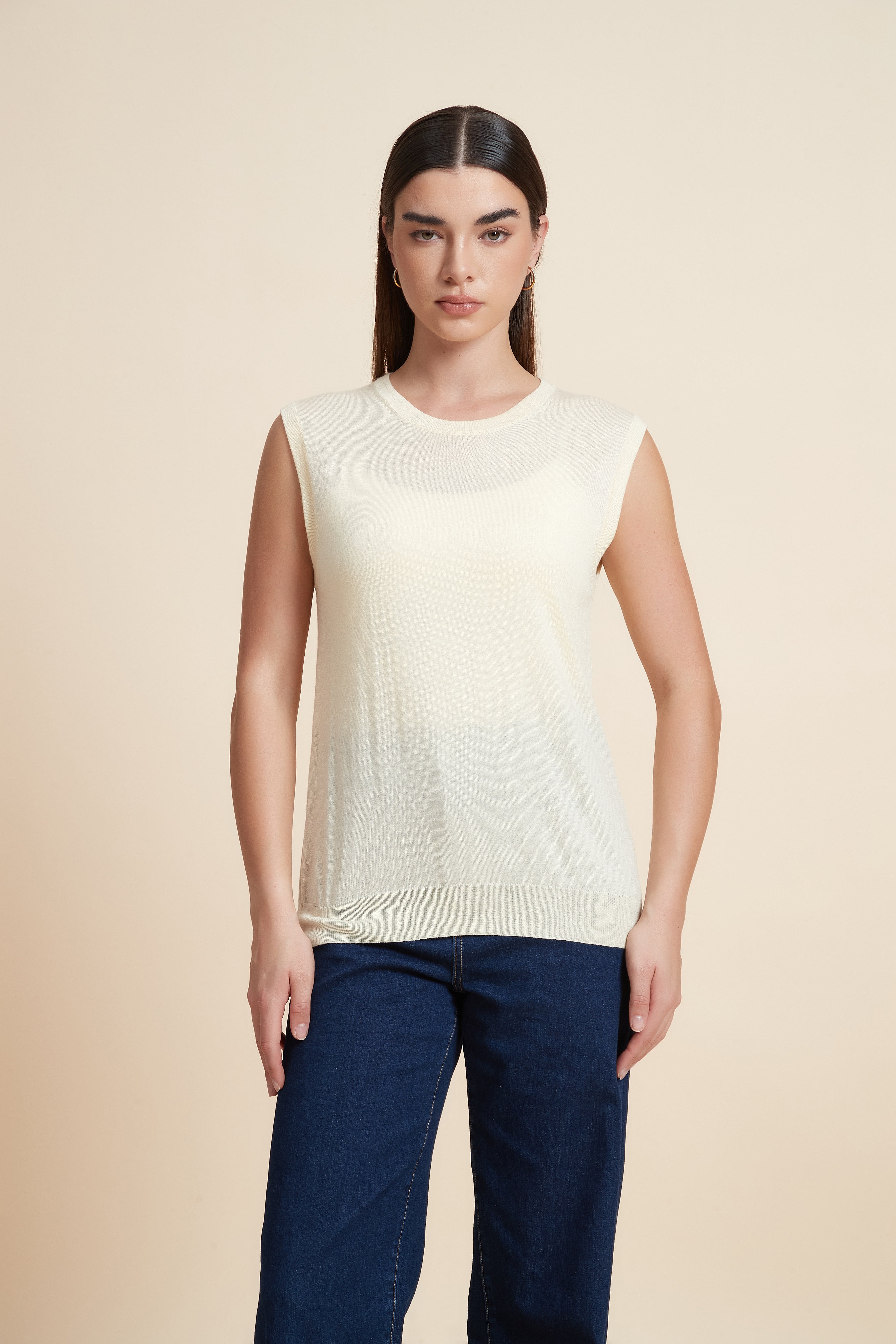 Sleeveless Plain Blouse