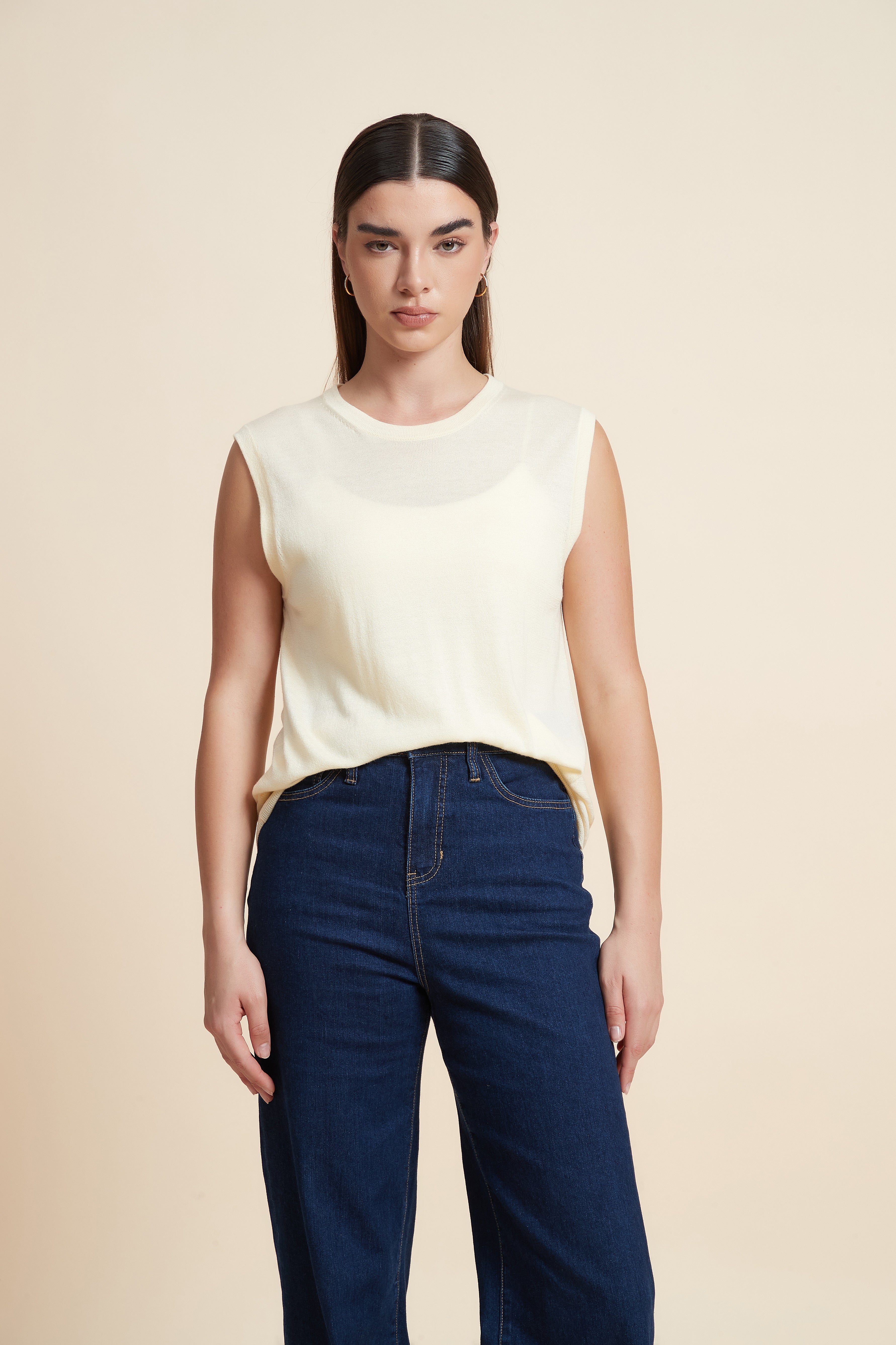 Sleeveless Plain Blouse