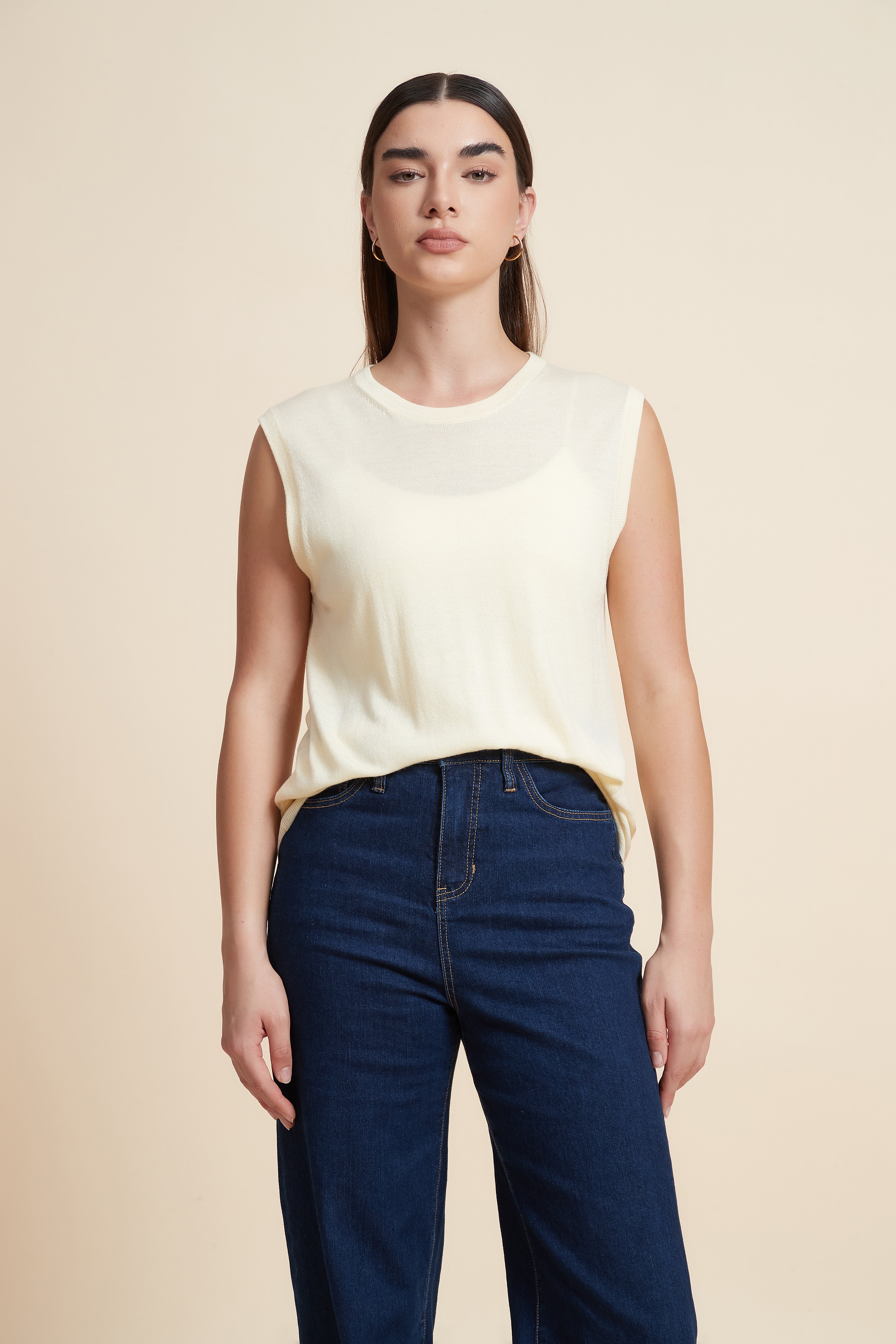 Sleeveless Plain Blouse