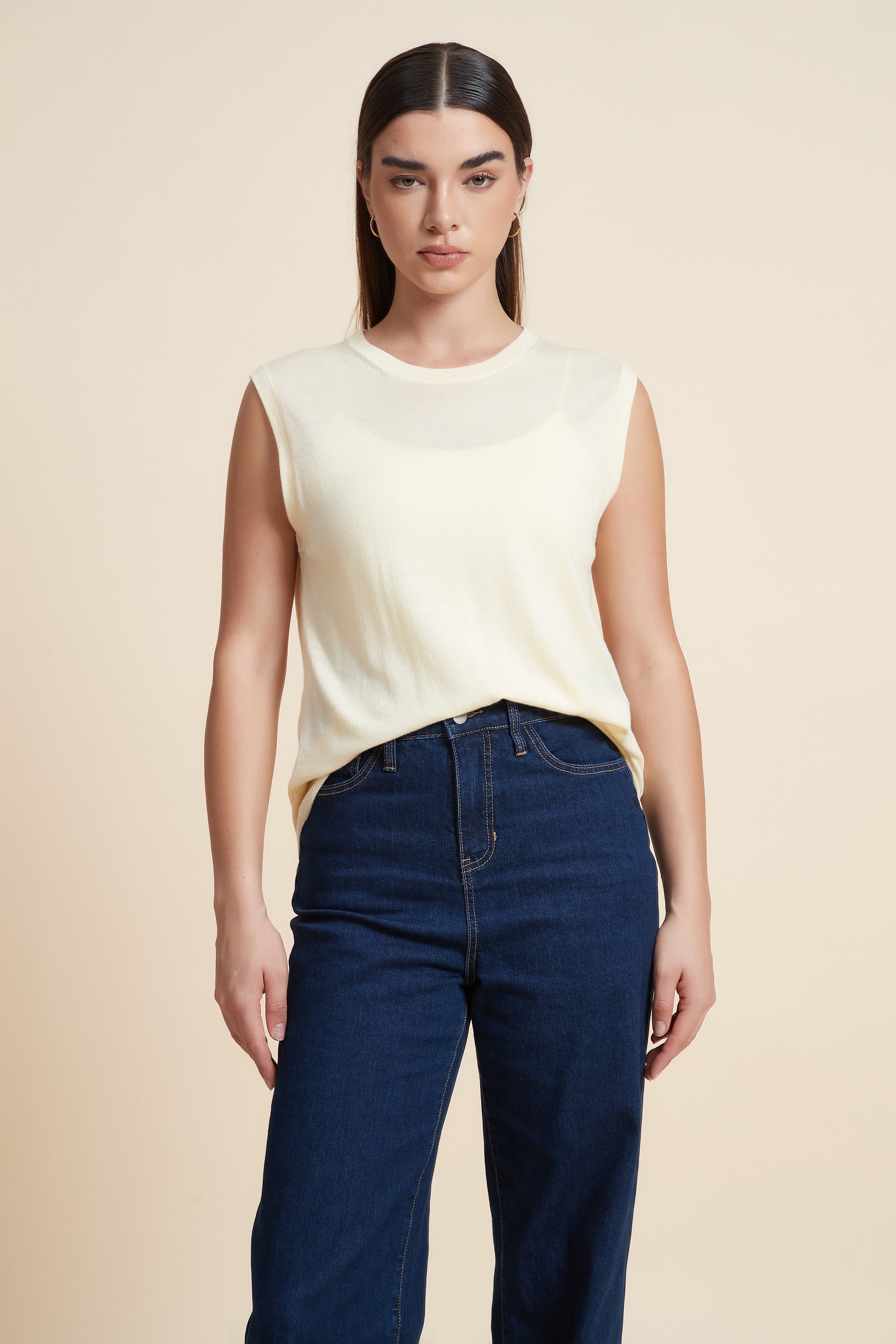 Sleeveless Plain Blouse