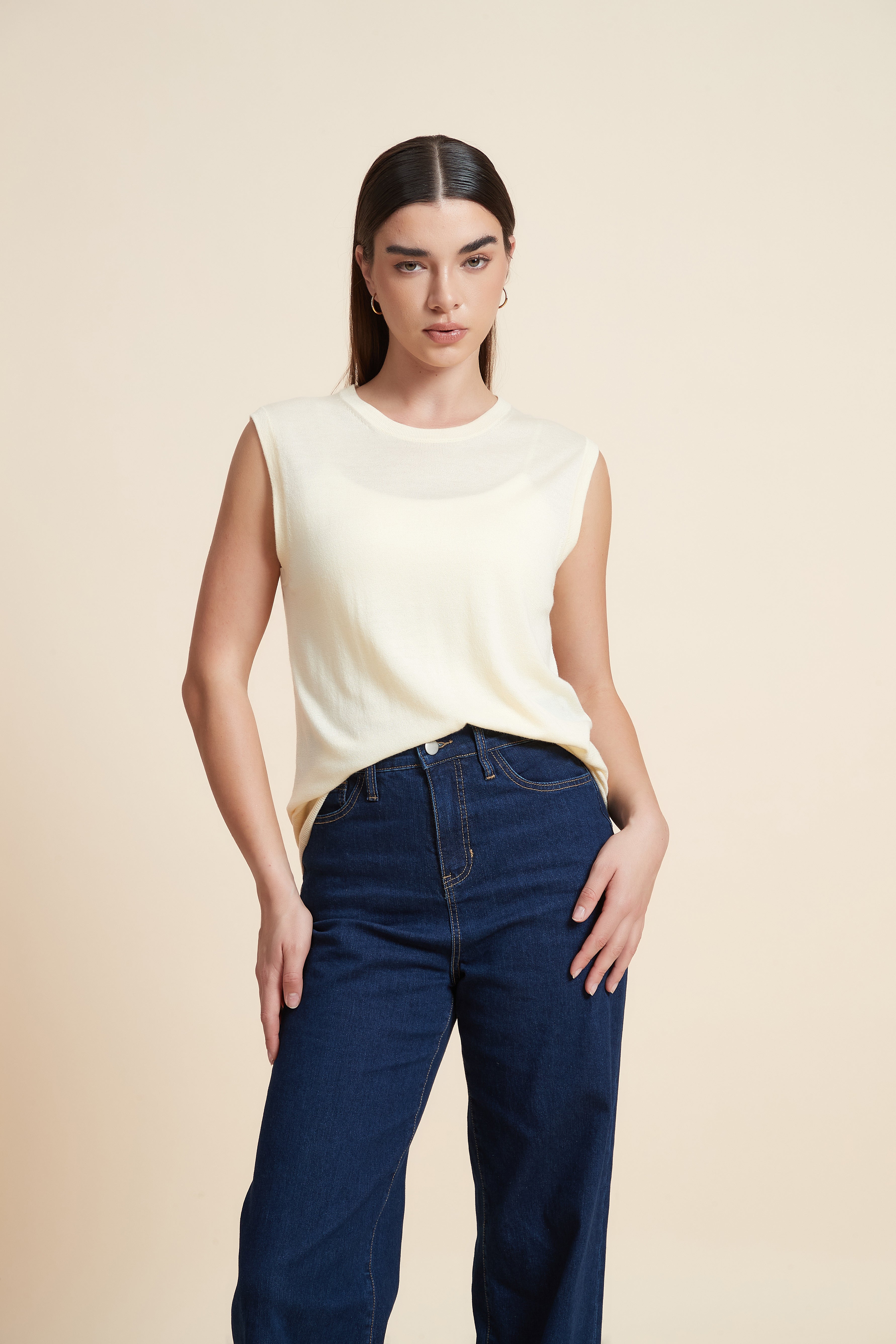 Sleeveless Plain Blouse