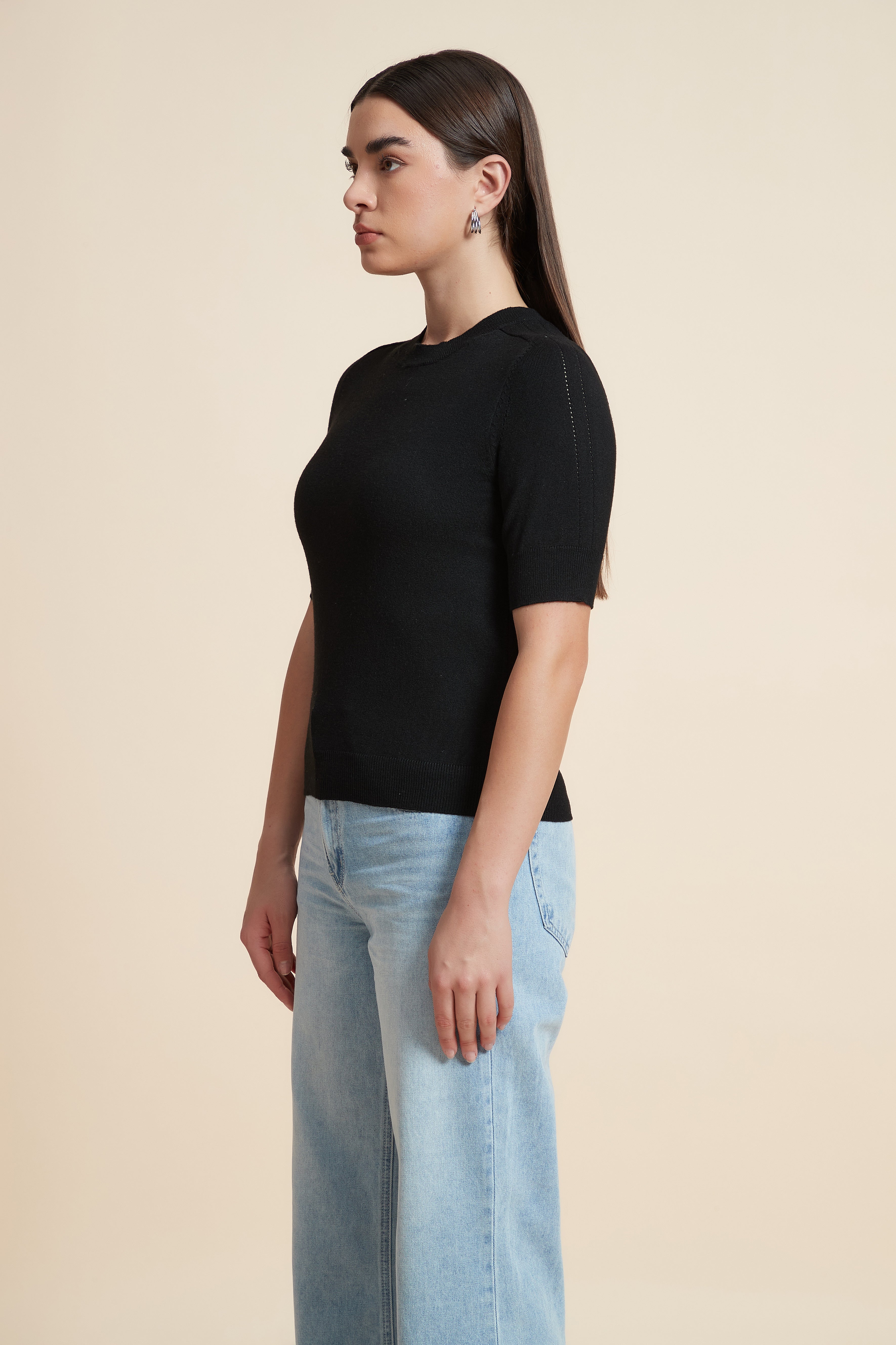 Plain Short Sleeve Top with Round Neck