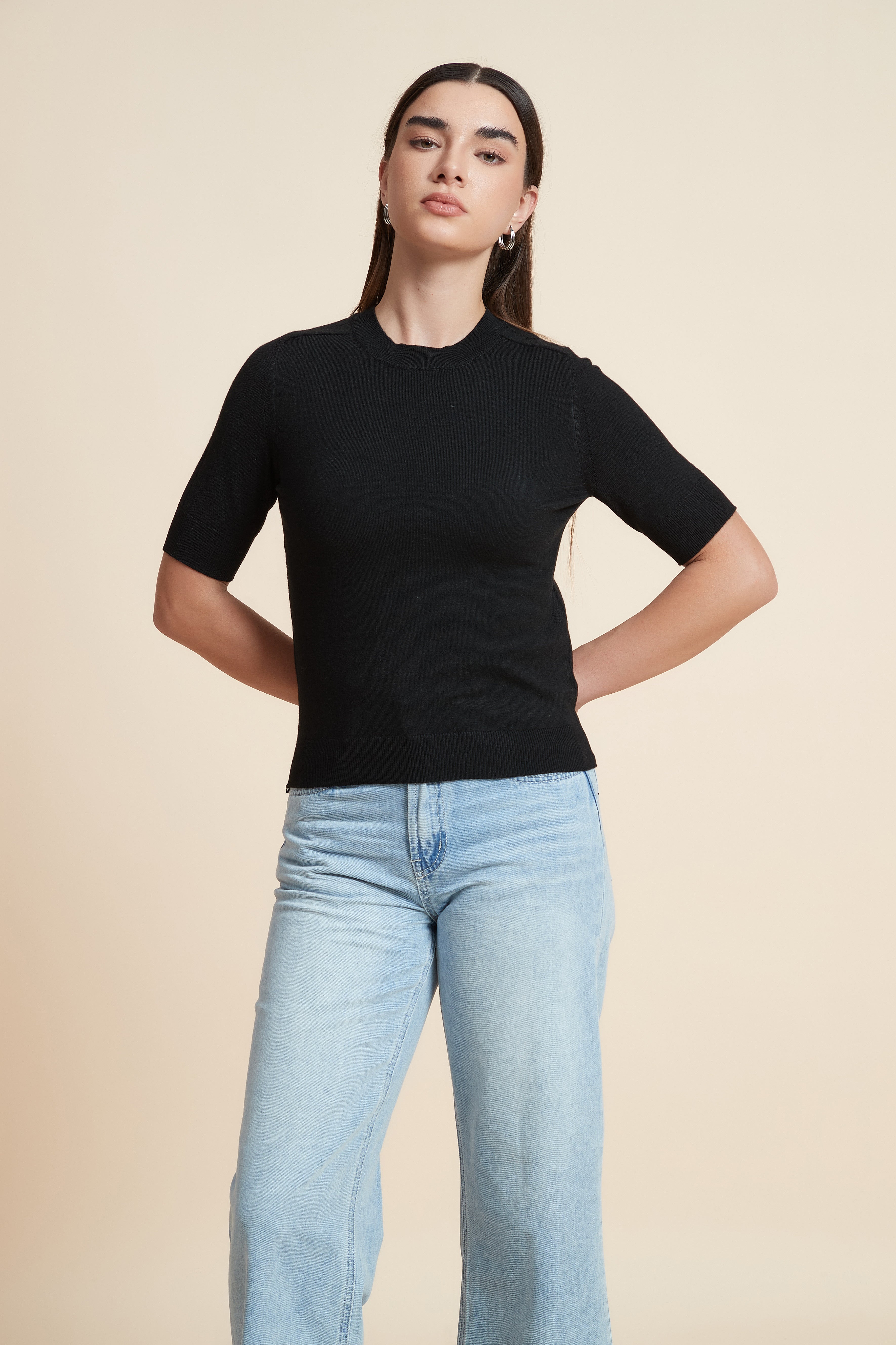 Plain Short Sleeve Top with Round Neck