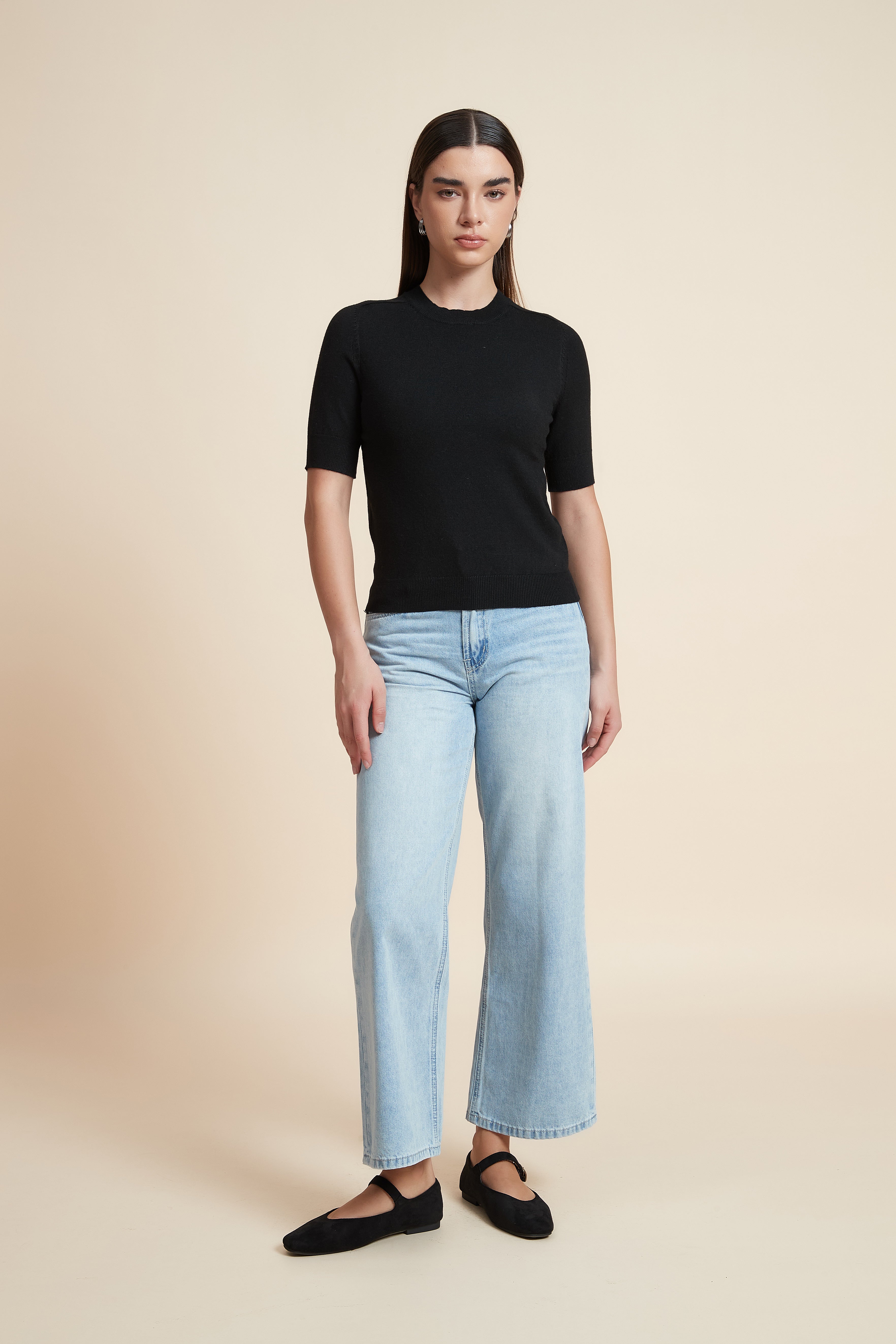 Plain Short Sleeve Top with Round Neck