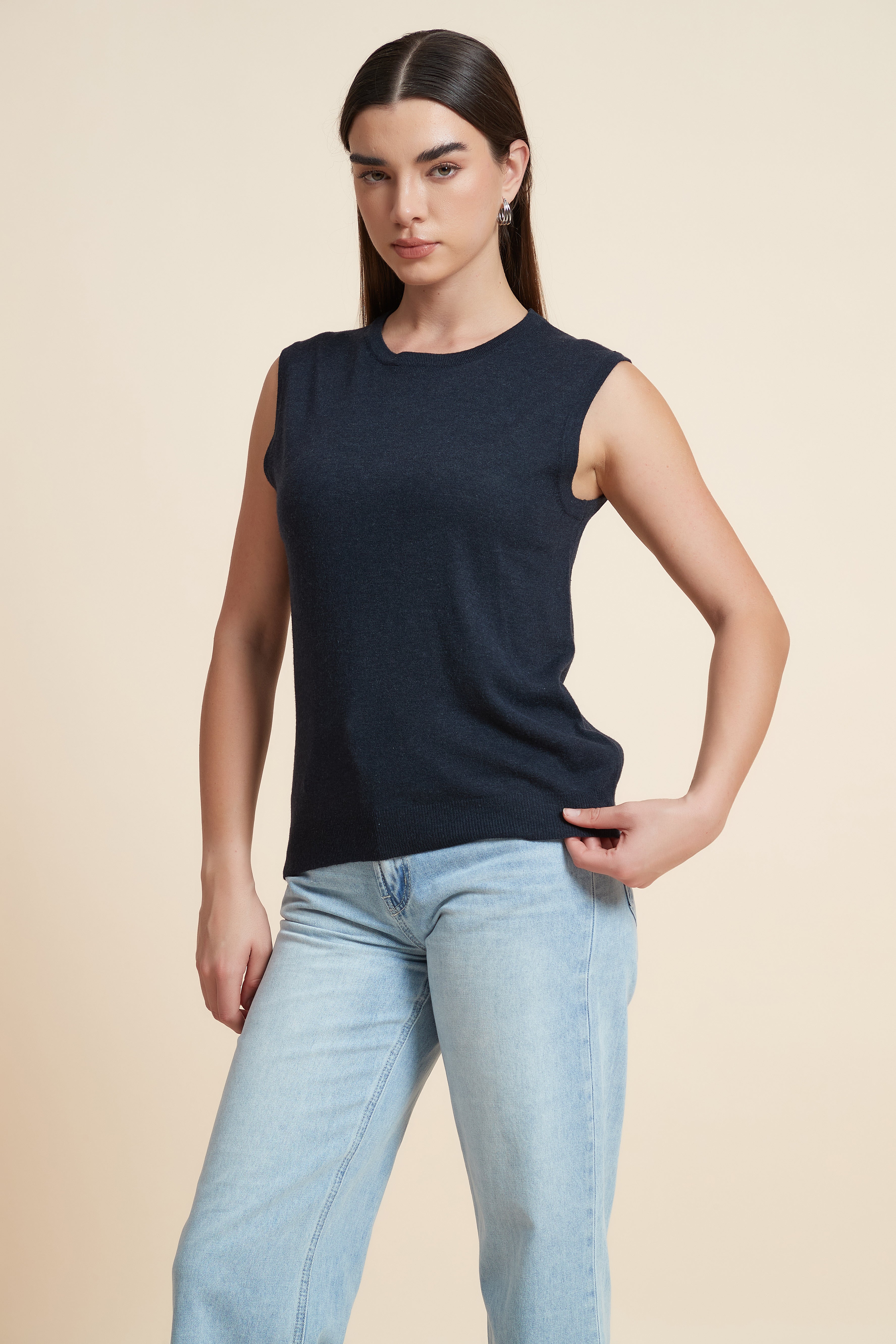Sleeveless Plain Blouse