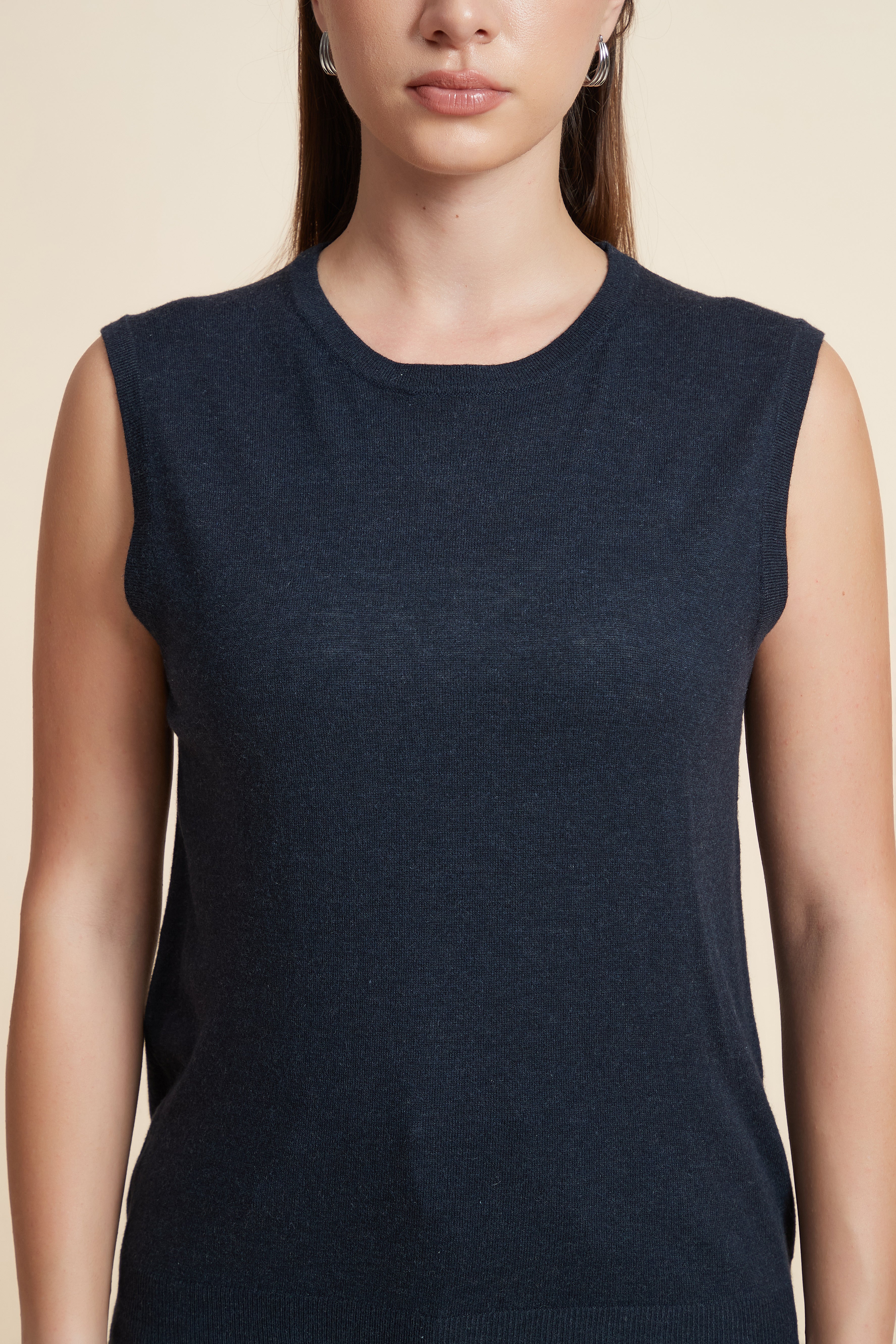 Sleeveless Plain Blouse