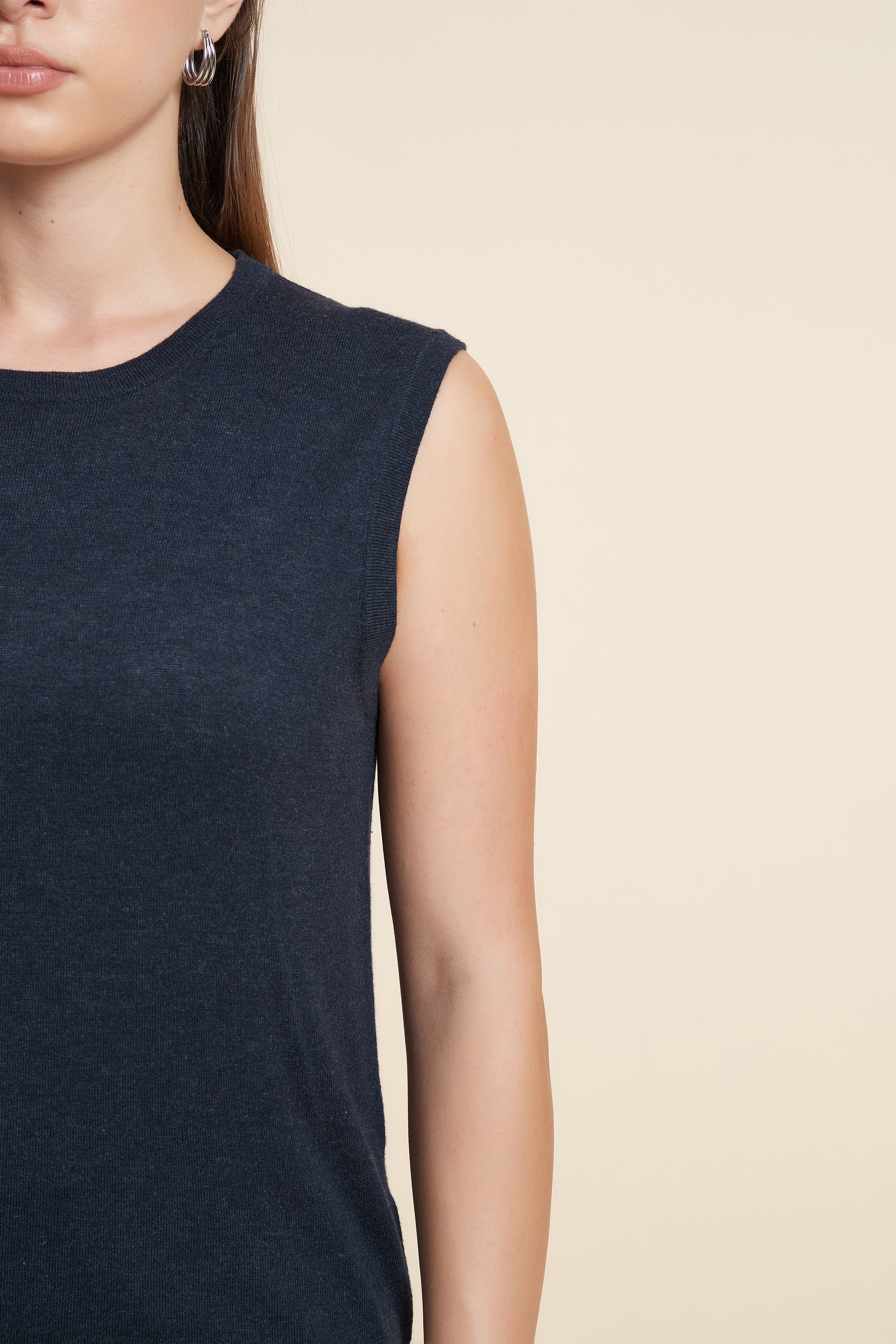 Sleeveless Plain Blouse