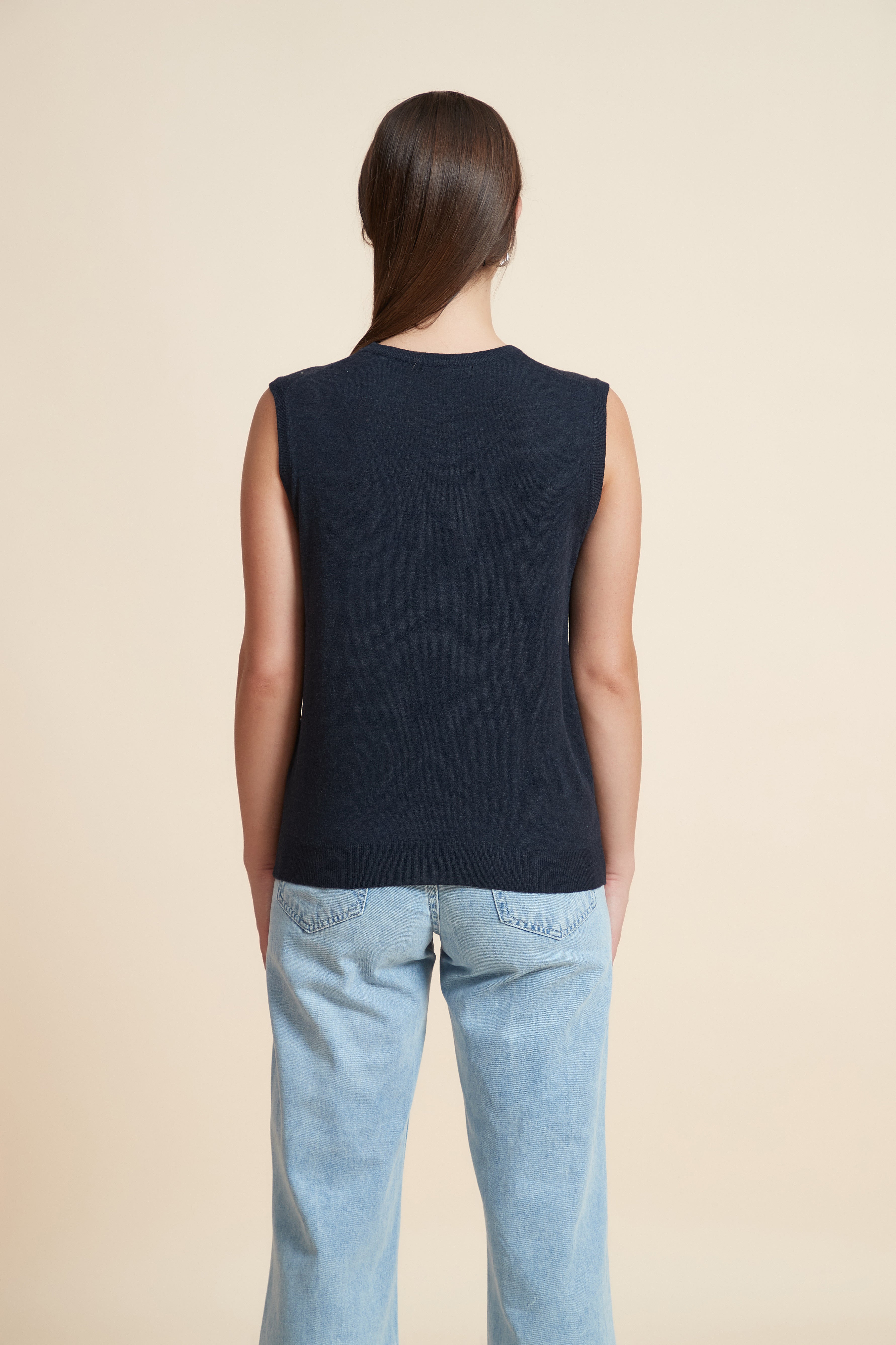Sleeveless Plain Blouse