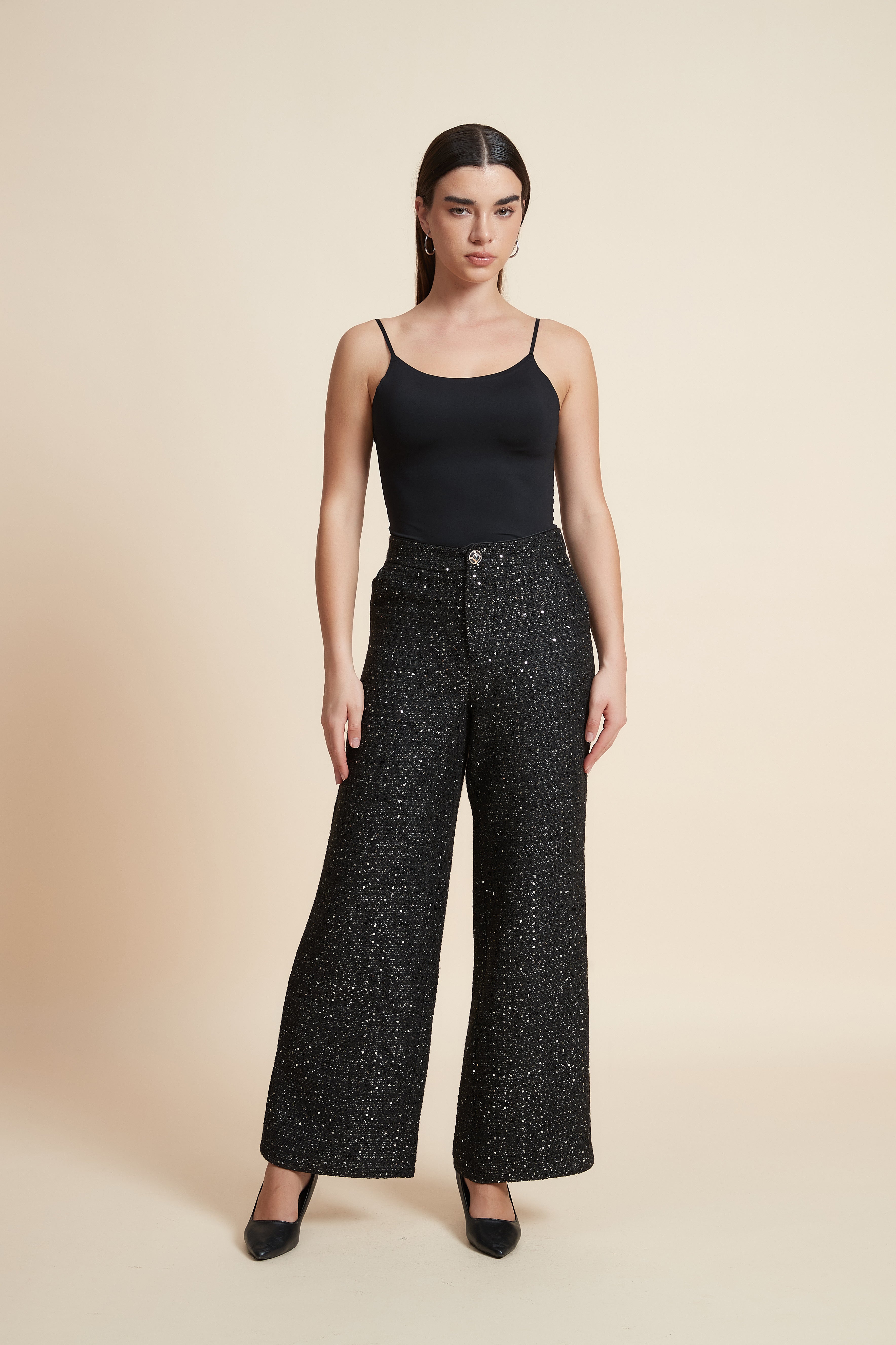 بنطلون طويل لامع بقصة واسعة