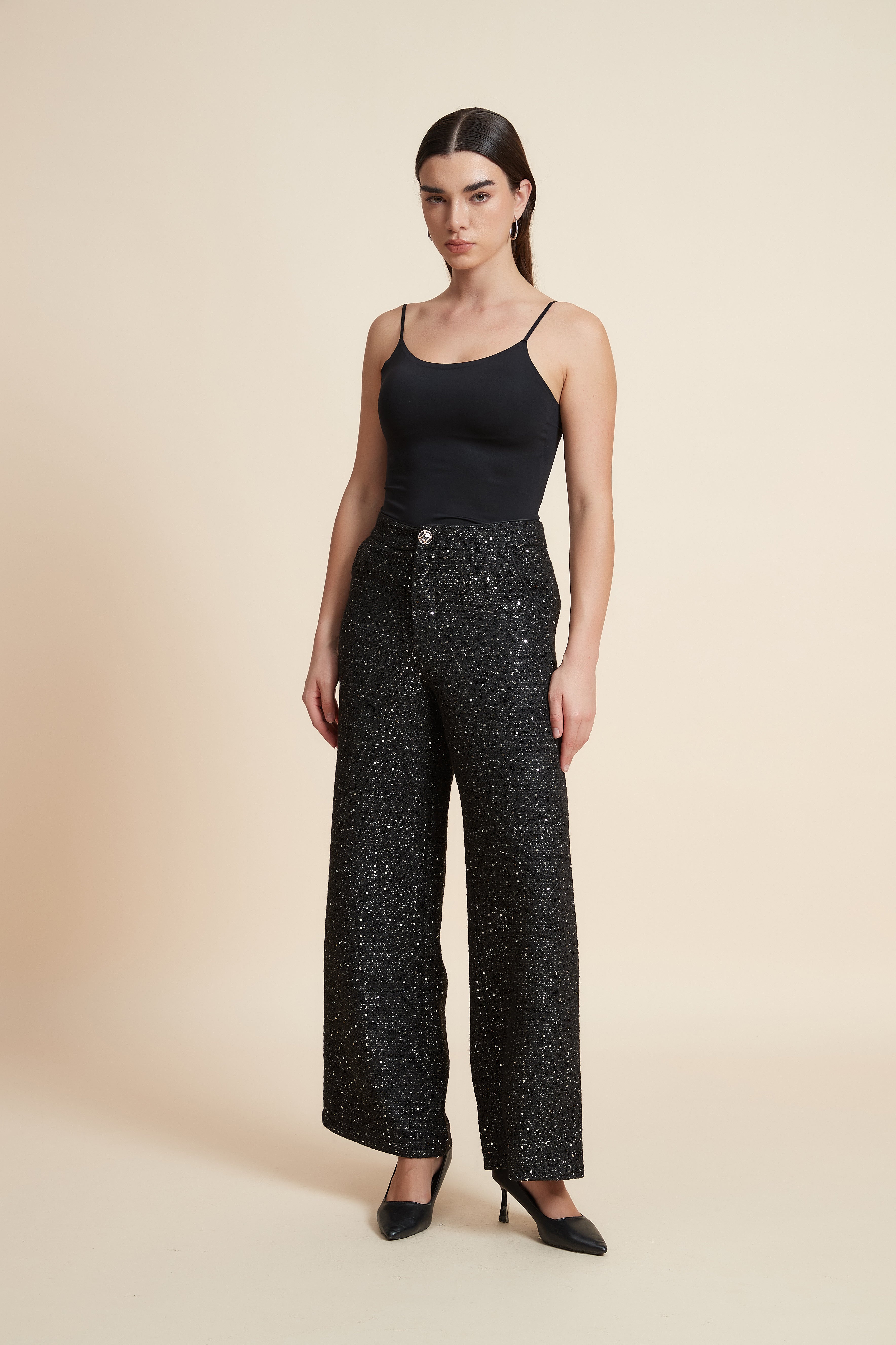 بنطلون طويل لامع بقصة واسعة