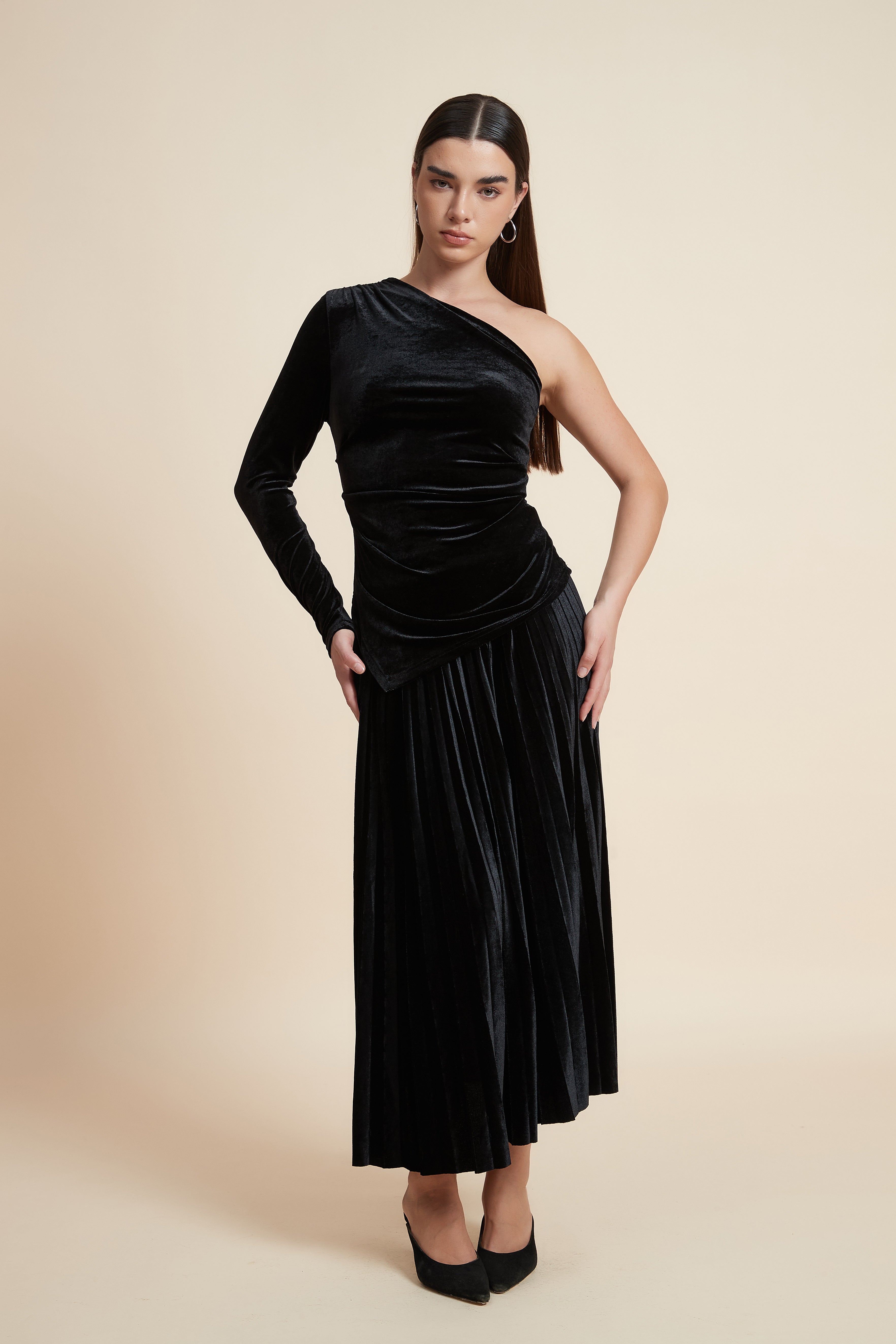 Solid Waist-Length One-Piece Top