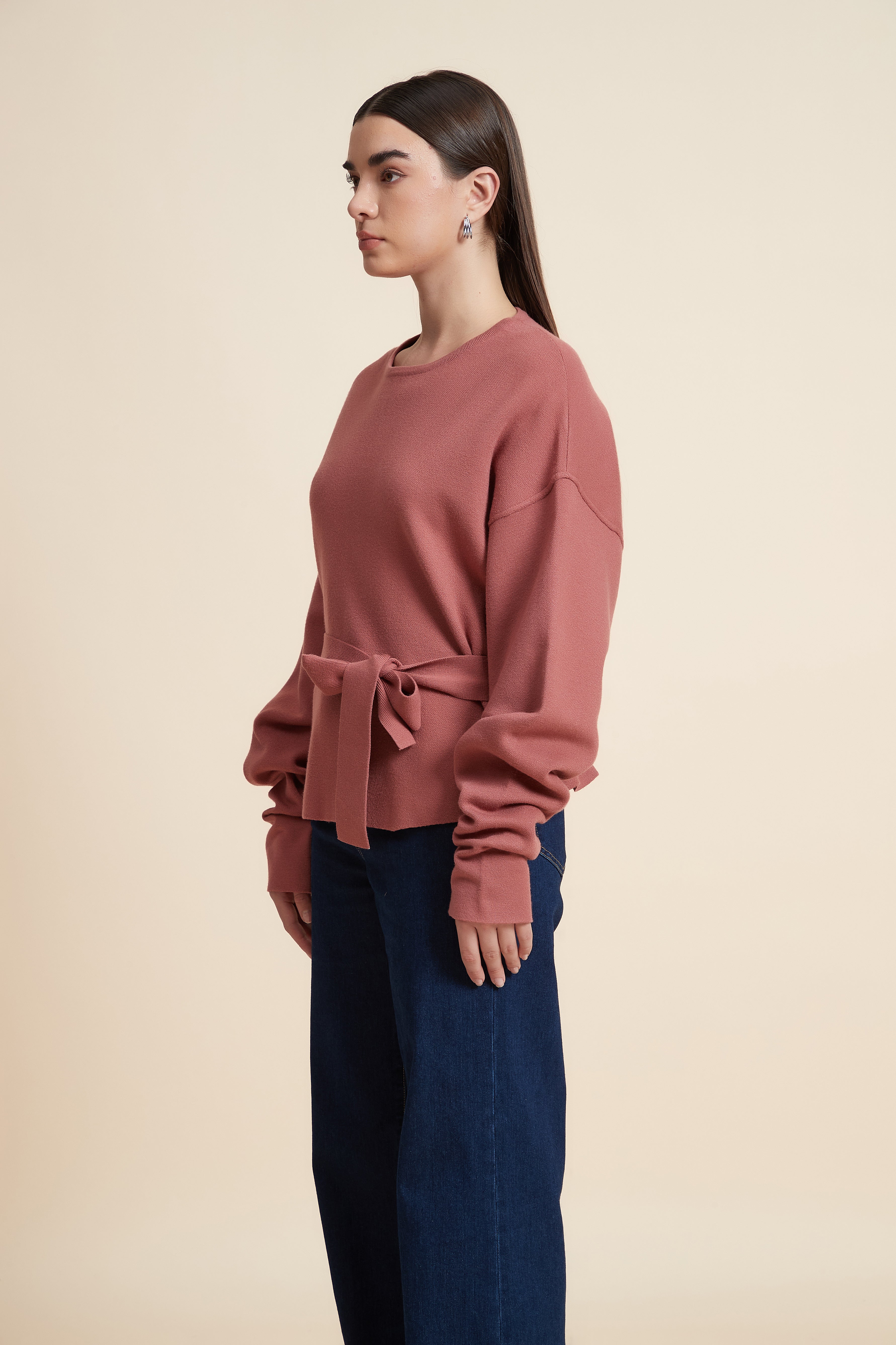 سويت شيرت سادة بكم طويل واسع