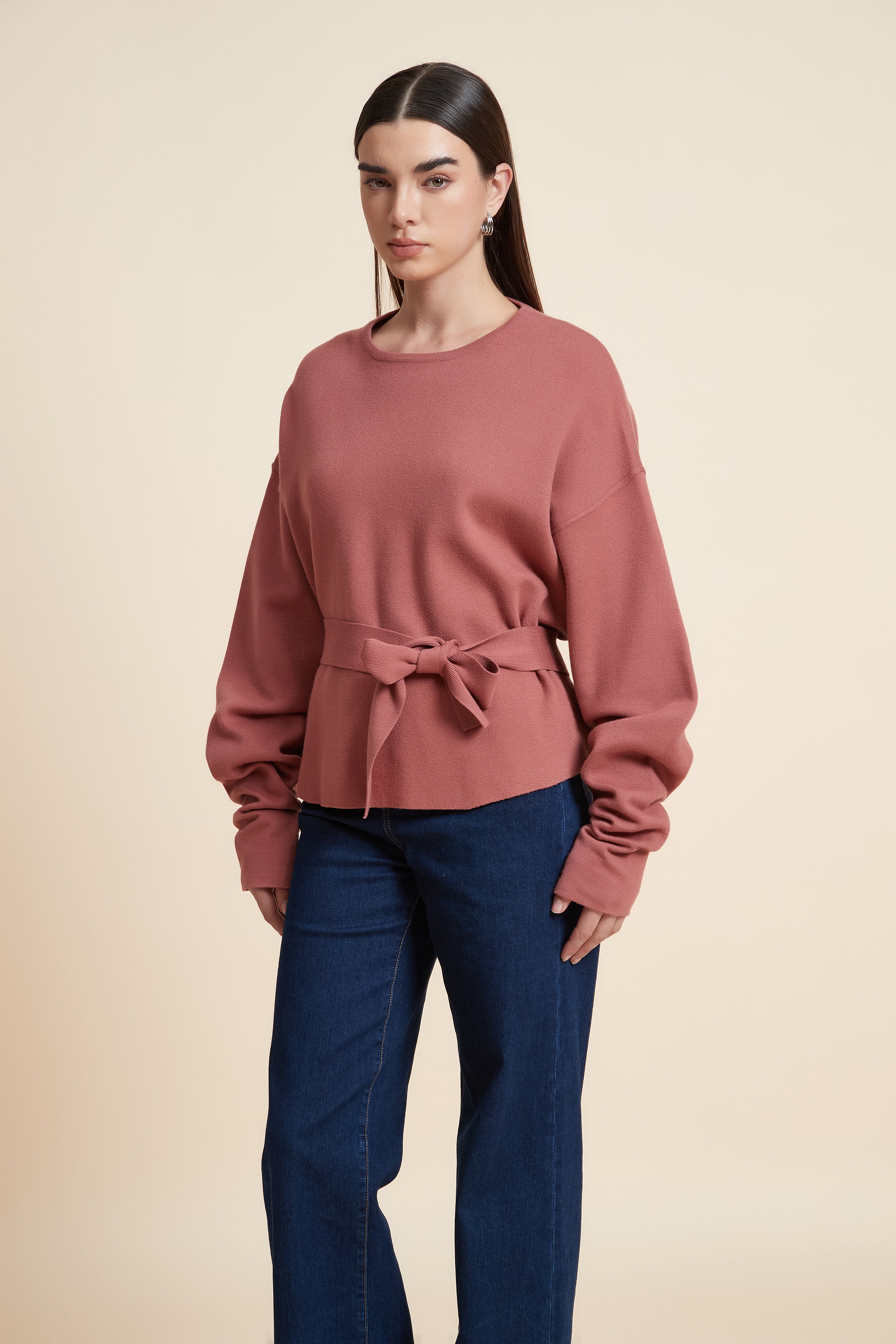 سويت شيرت سادة بكم طويل واسع