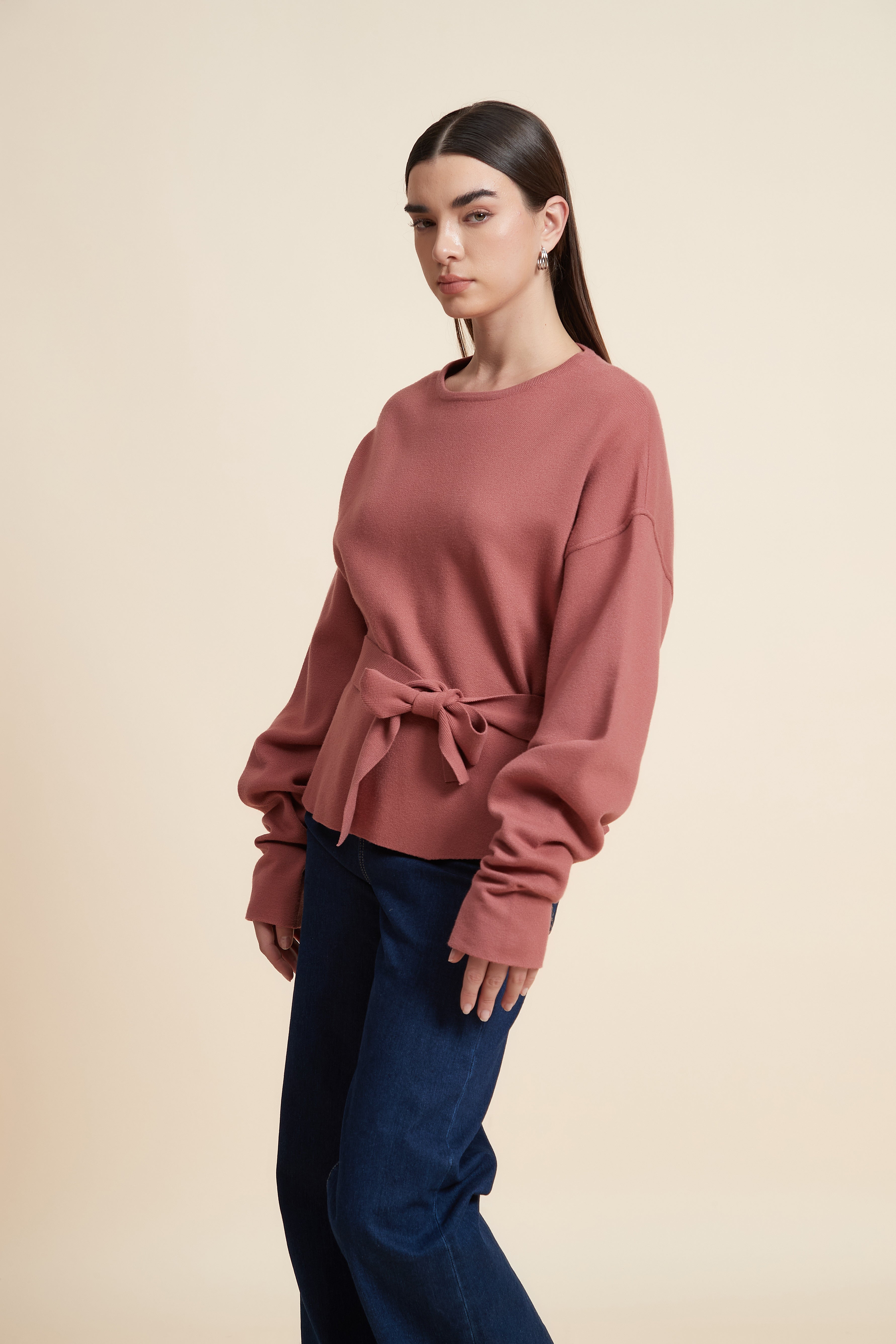 سويت شيرت سادة بكم طويل واسع