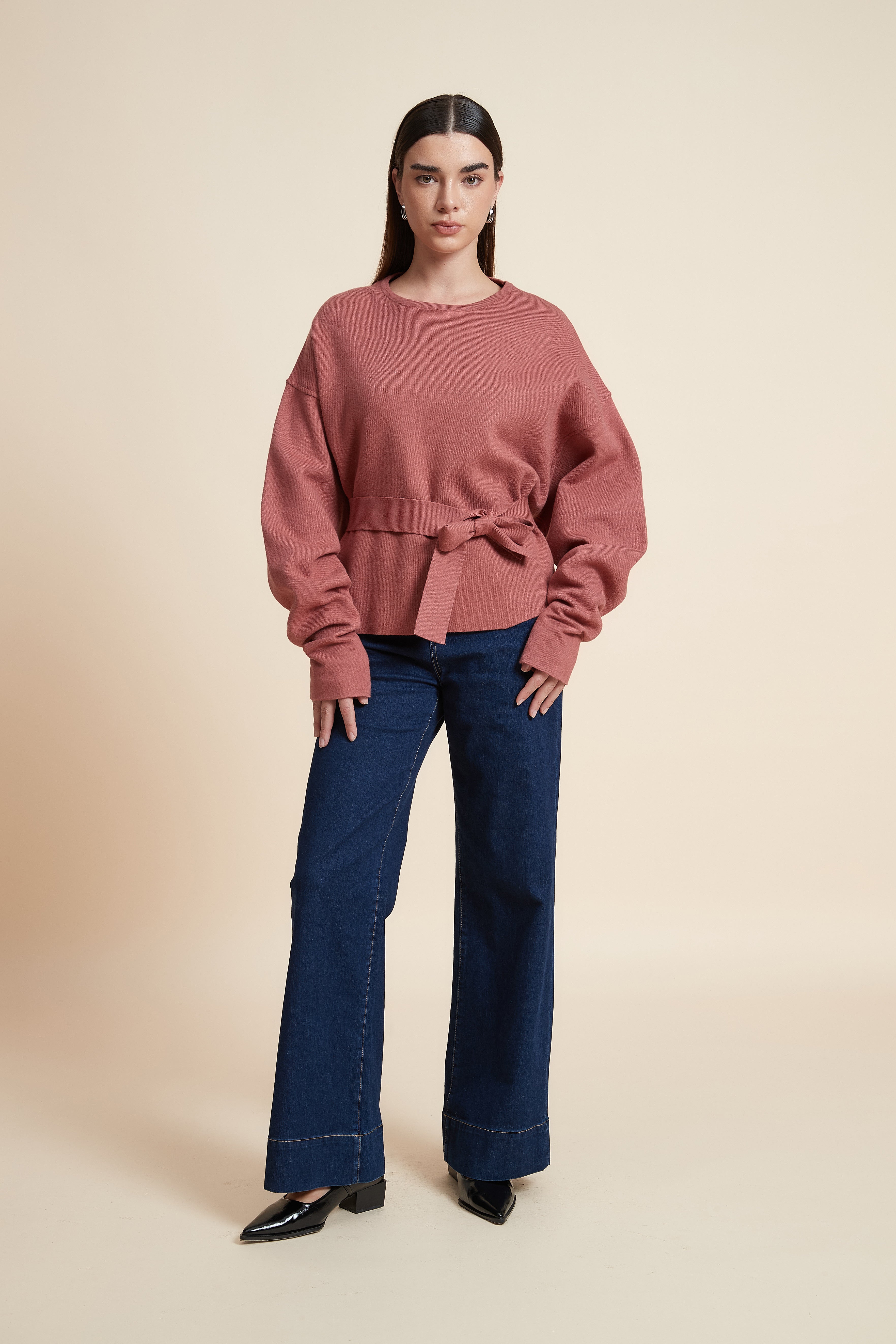 سويت شيرت سادة بكم طويل واسع