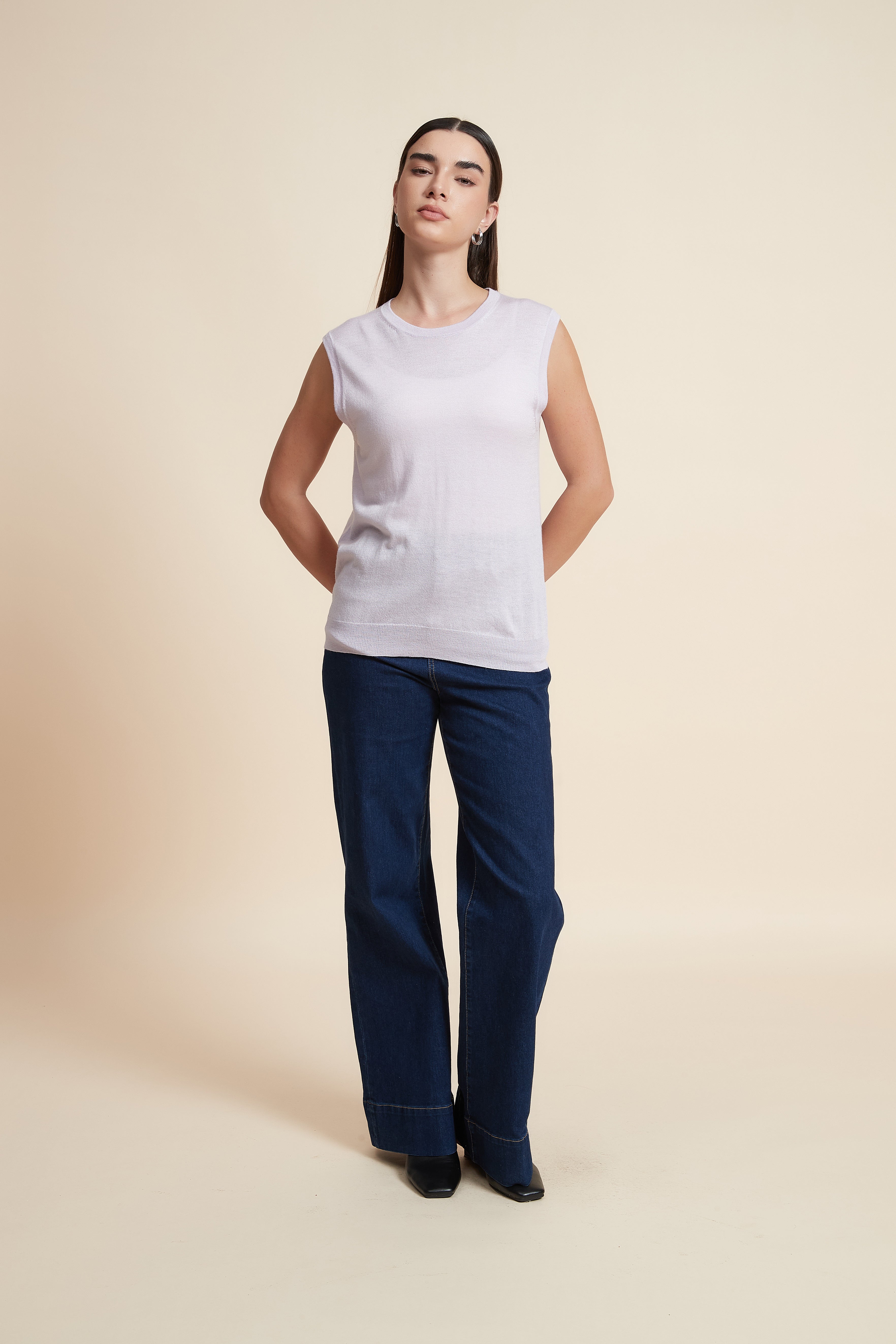 Sleeveless Plain Blouse