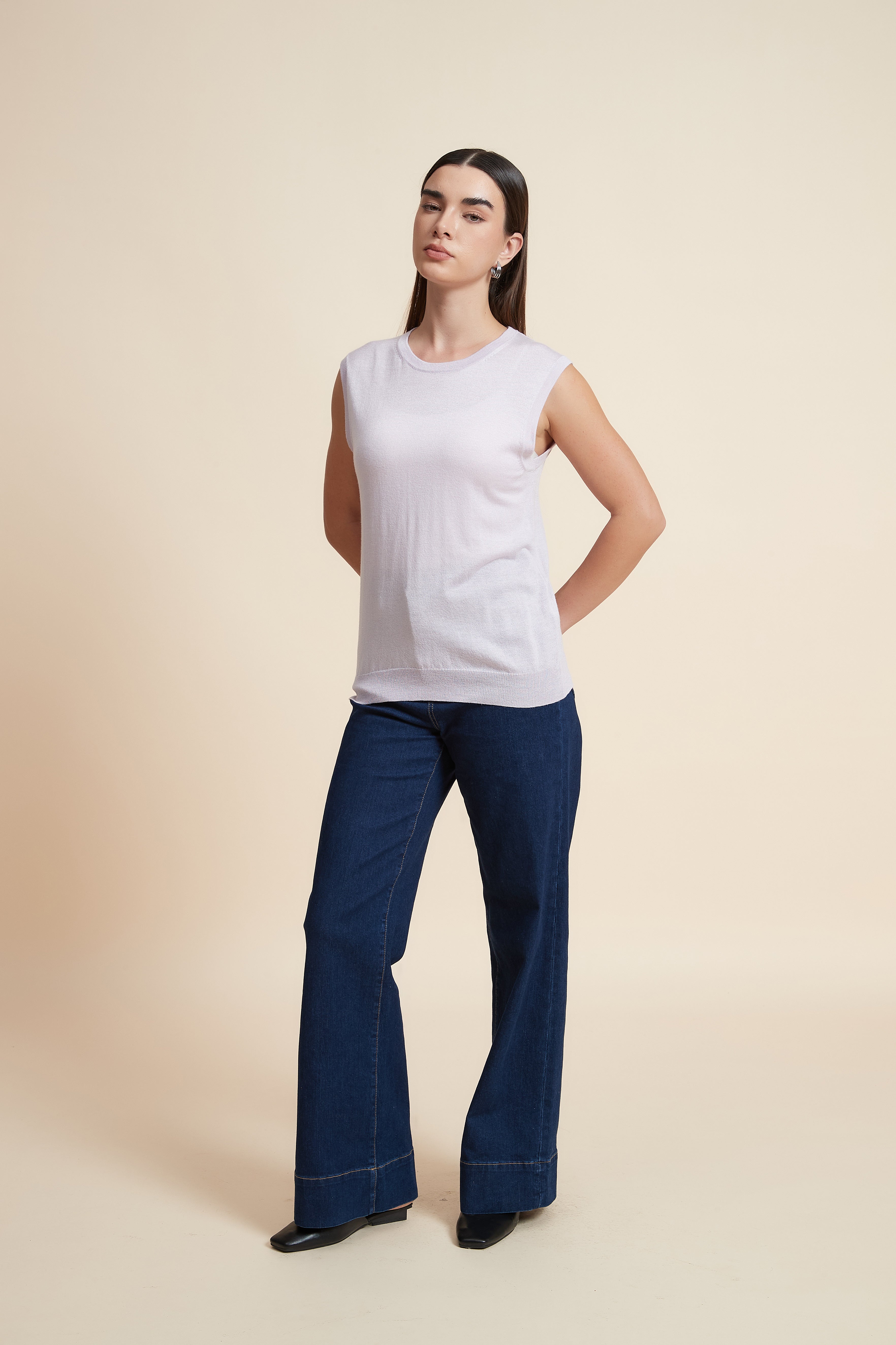 Sleeveless Plain Blouse