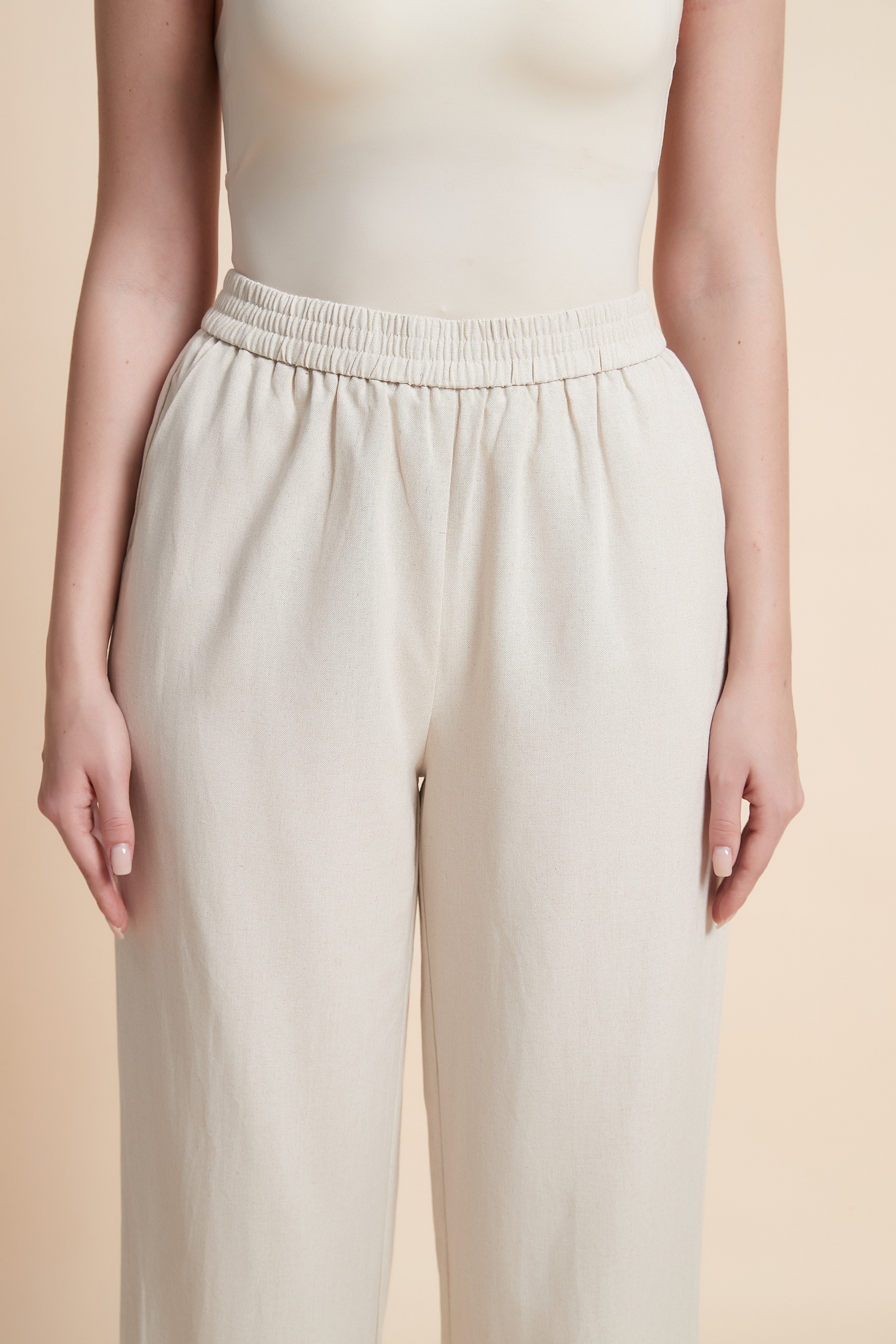 Plain Wide-Leg Trousers