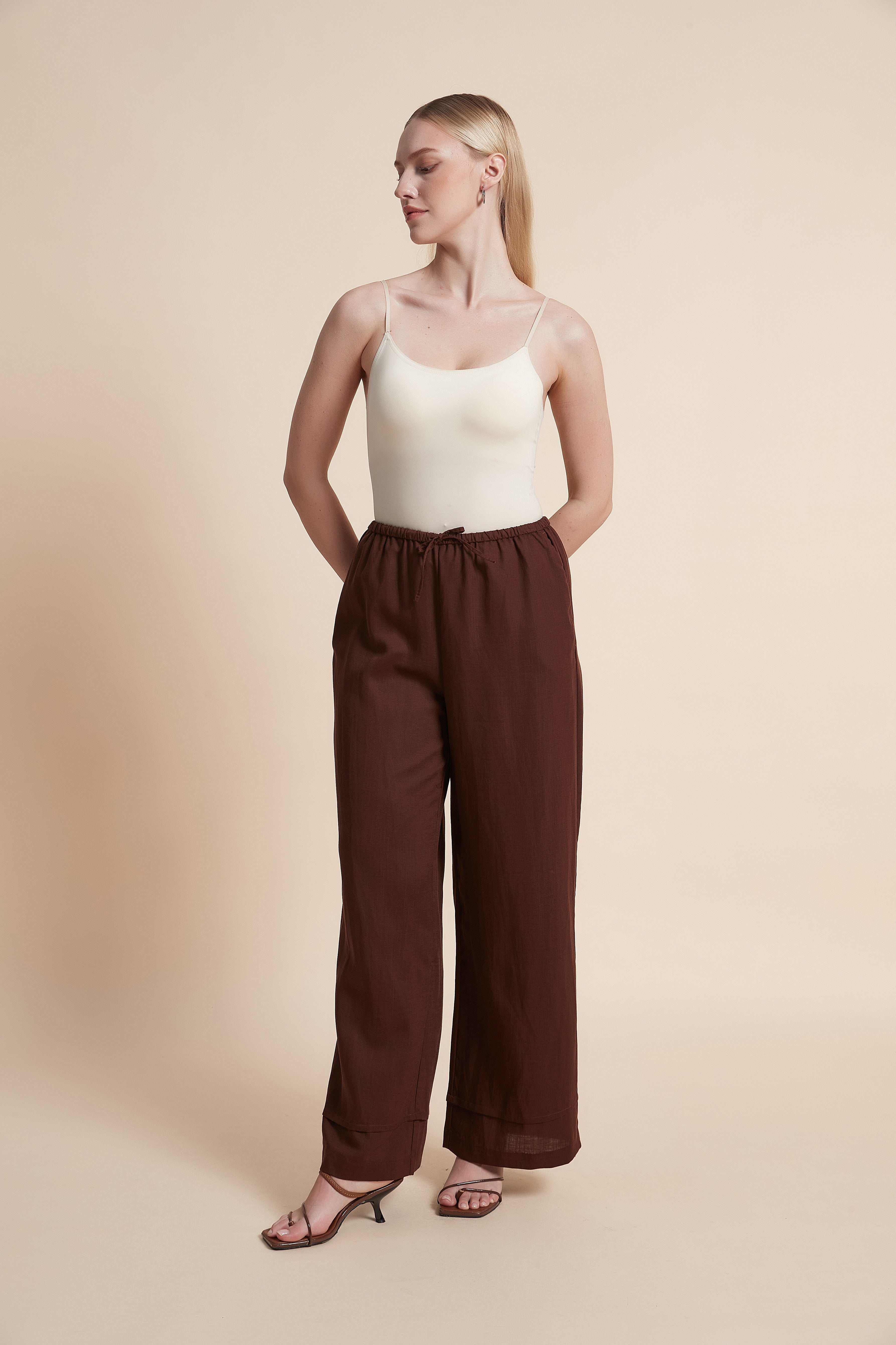 Plain Wide-Leg Trousers