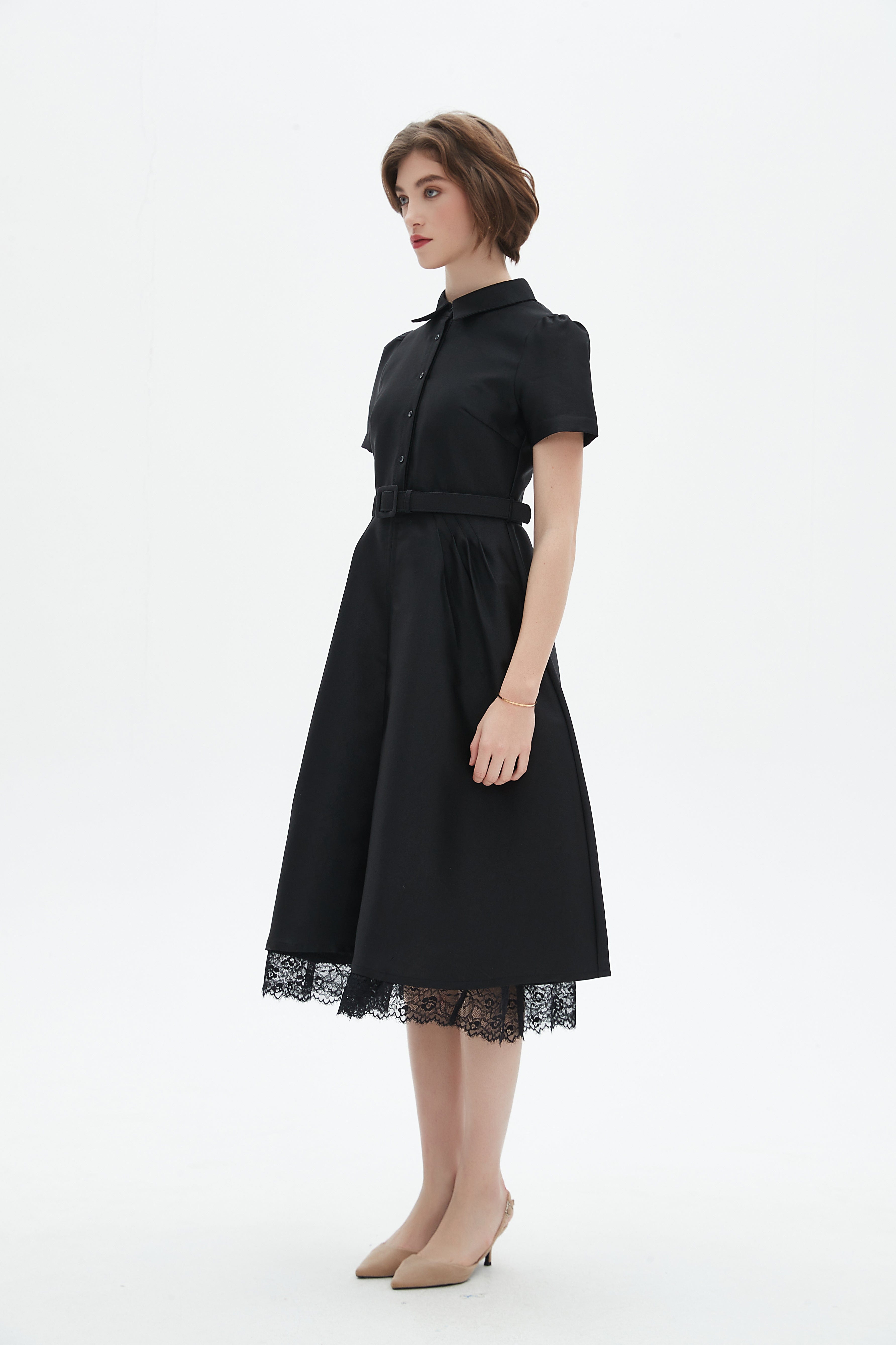 Knee-Length Half-Sleeve Dress With Lace Detailing