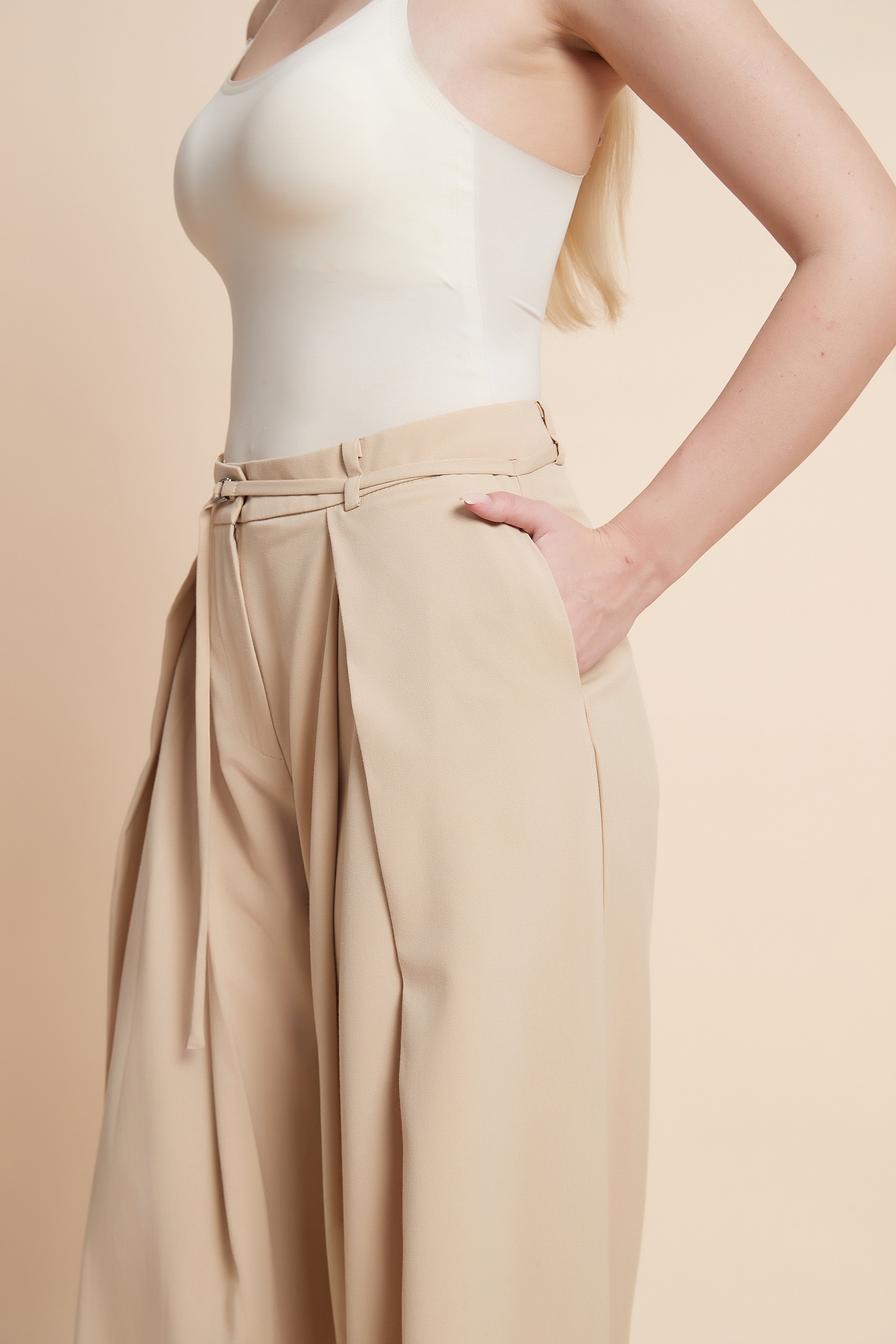 Plain Wide-Leg Trousers
