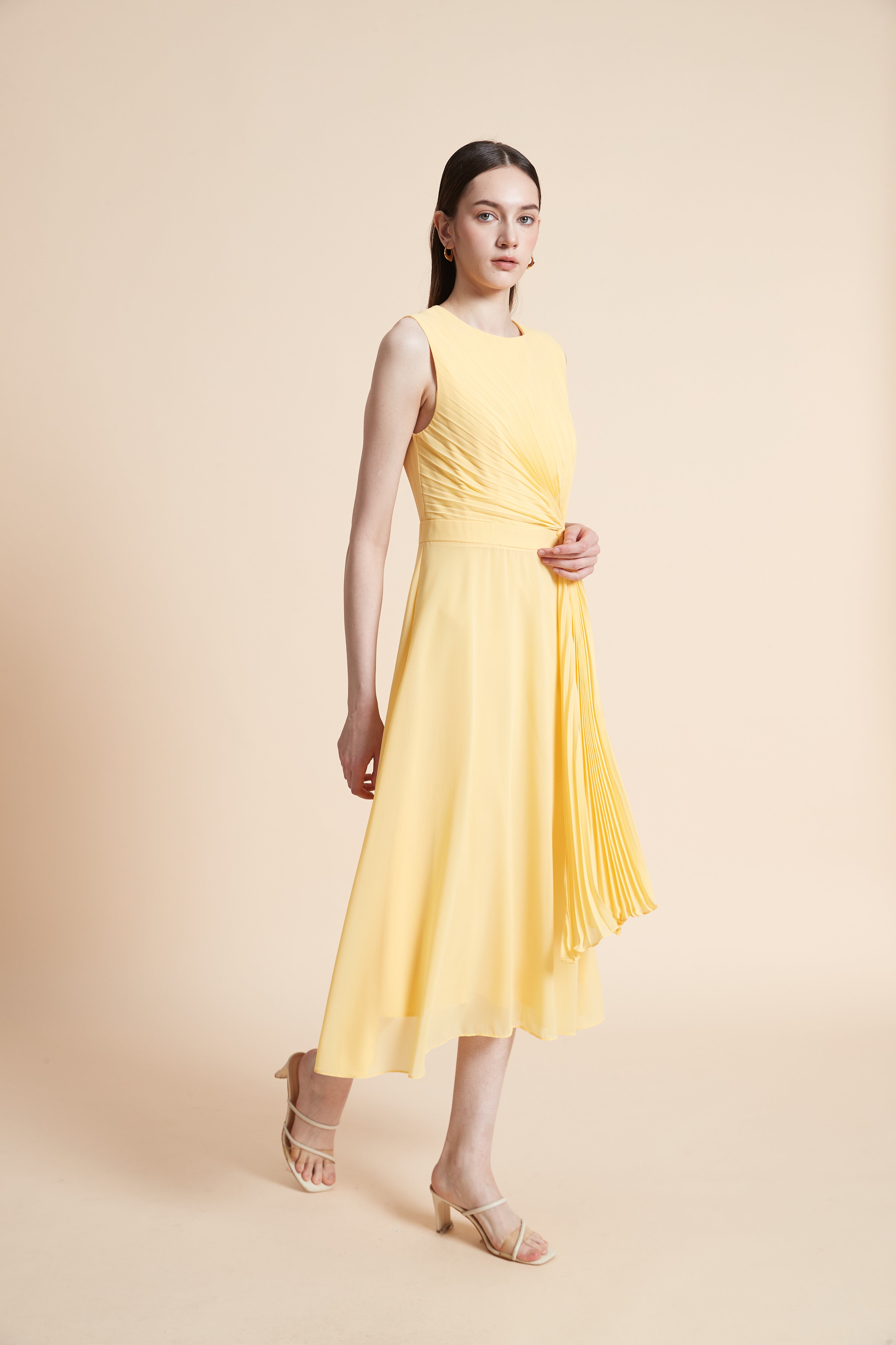 Sleeveless Pleated Midi Dress