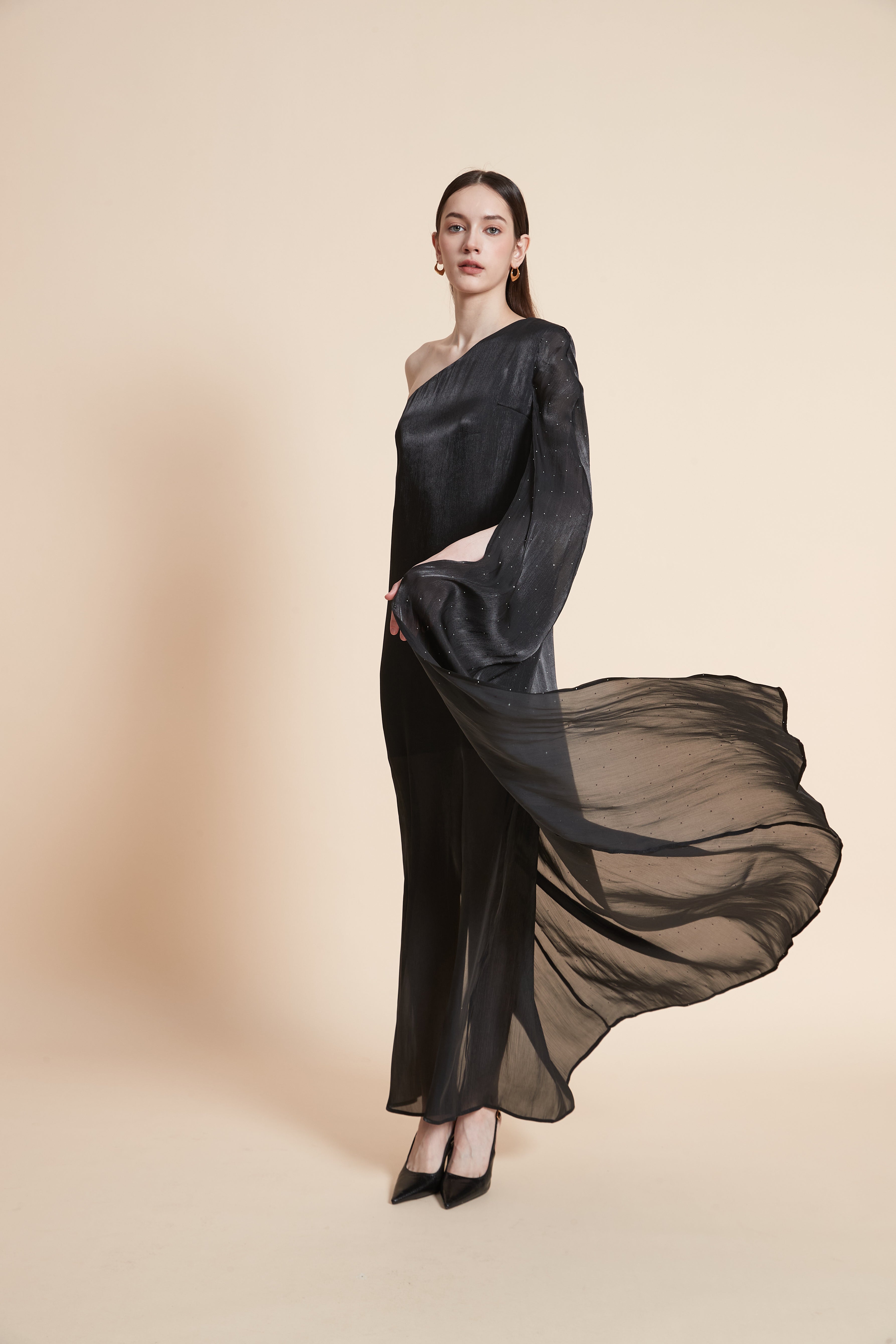 فستان ماكسي سادة بدون أكمام