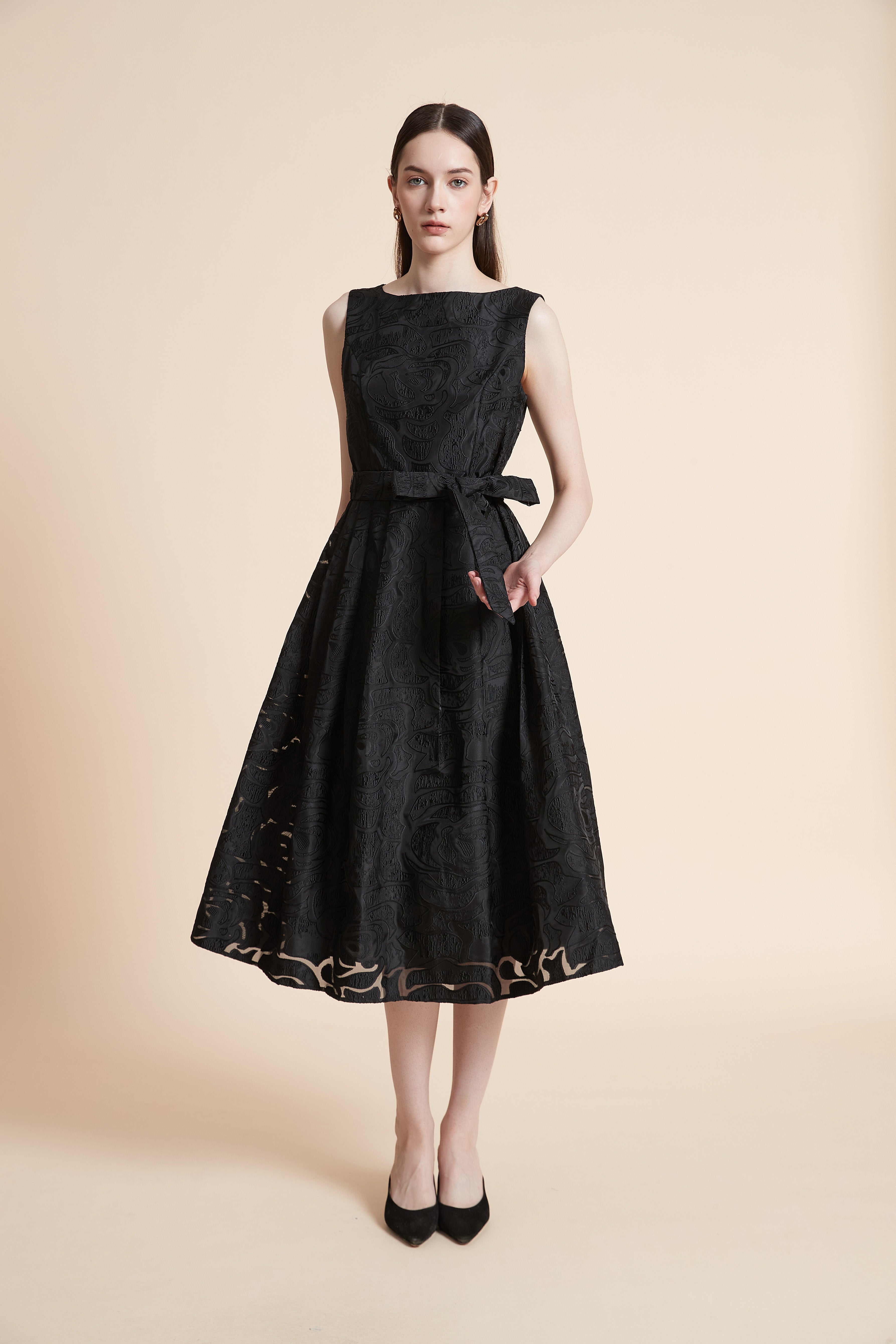 Floral Sleeveless Midi Dress