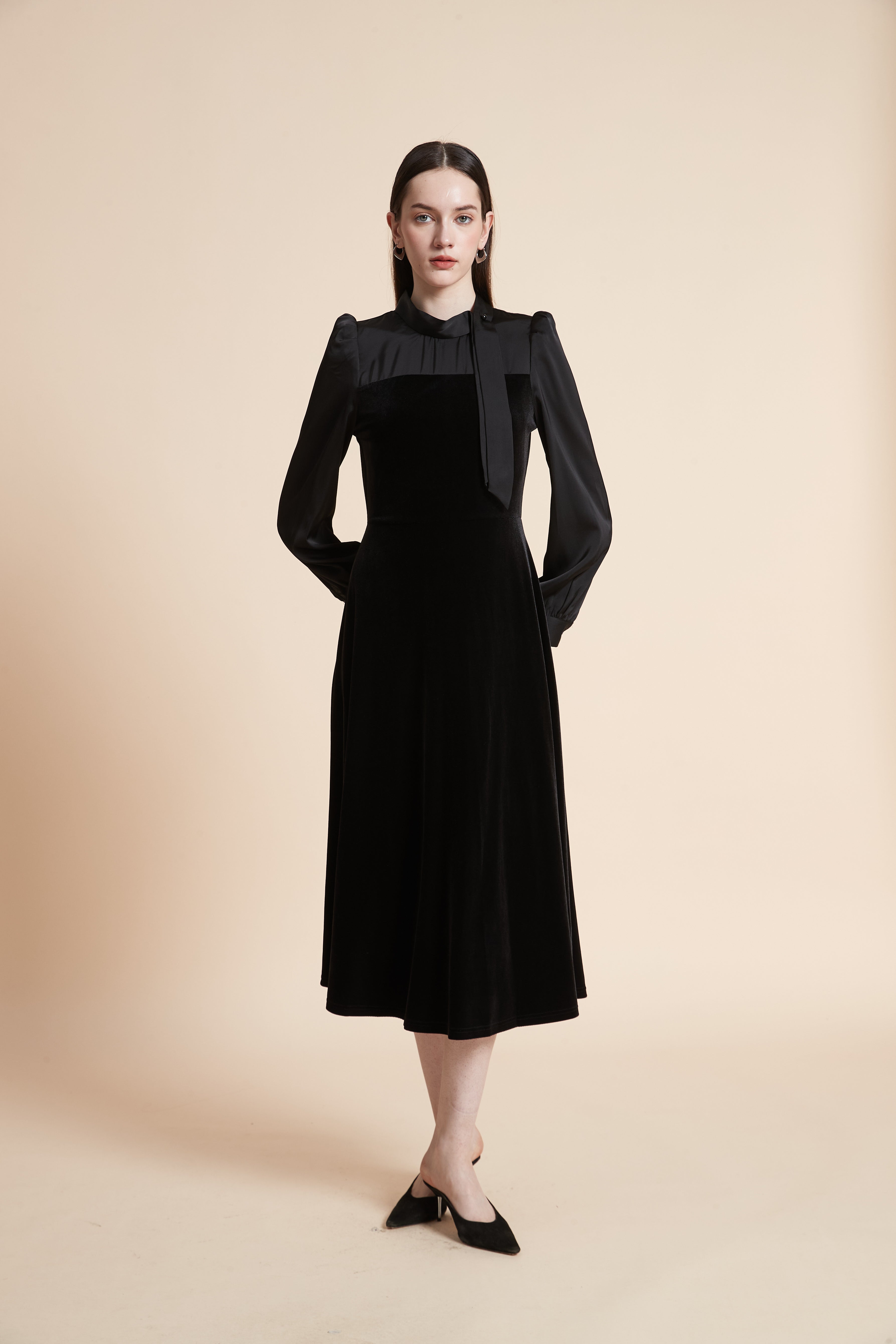 Midi Dress with Neck Tie and Long Sleeves