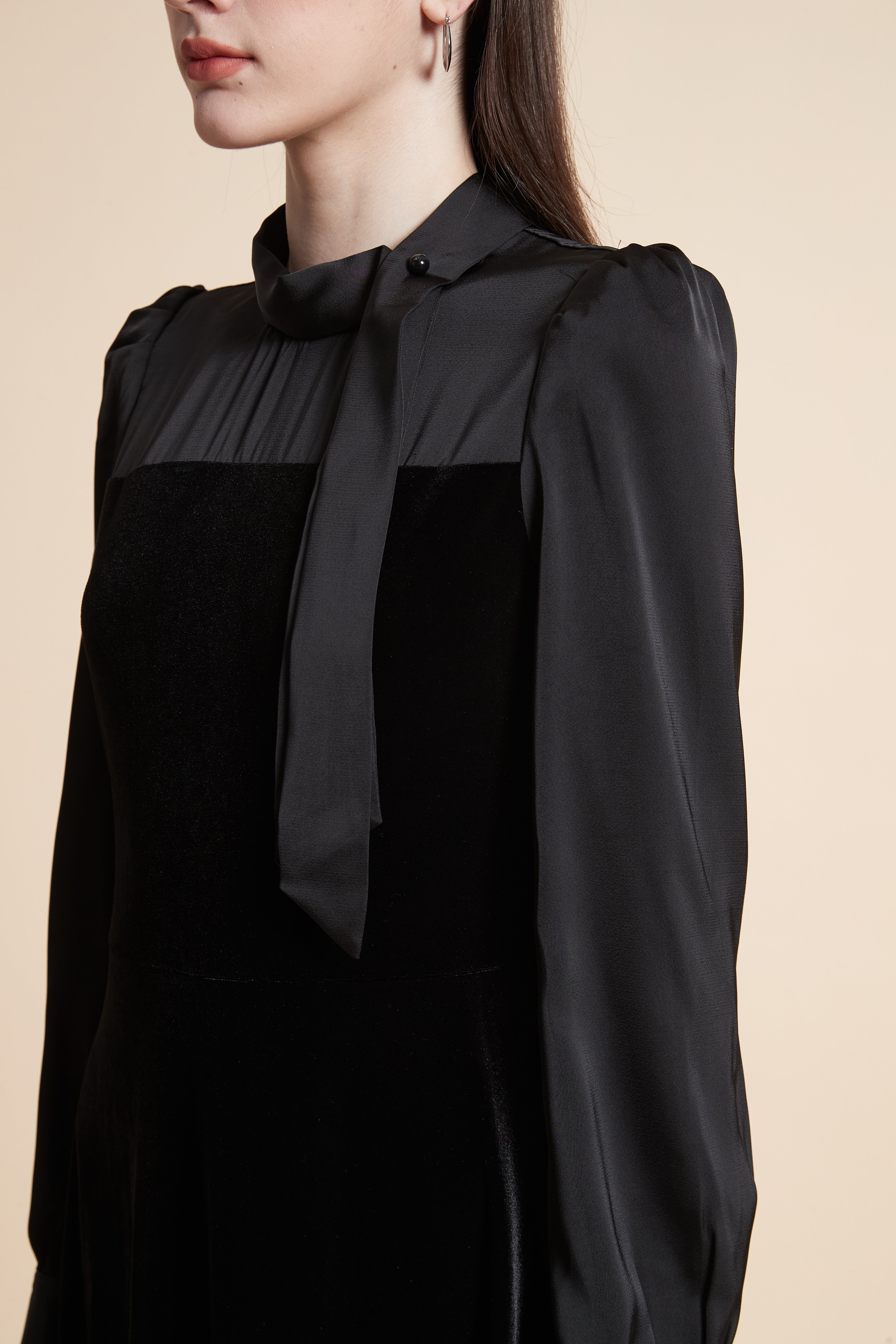 Midi Dress with Neck Tie and Long Sleeves