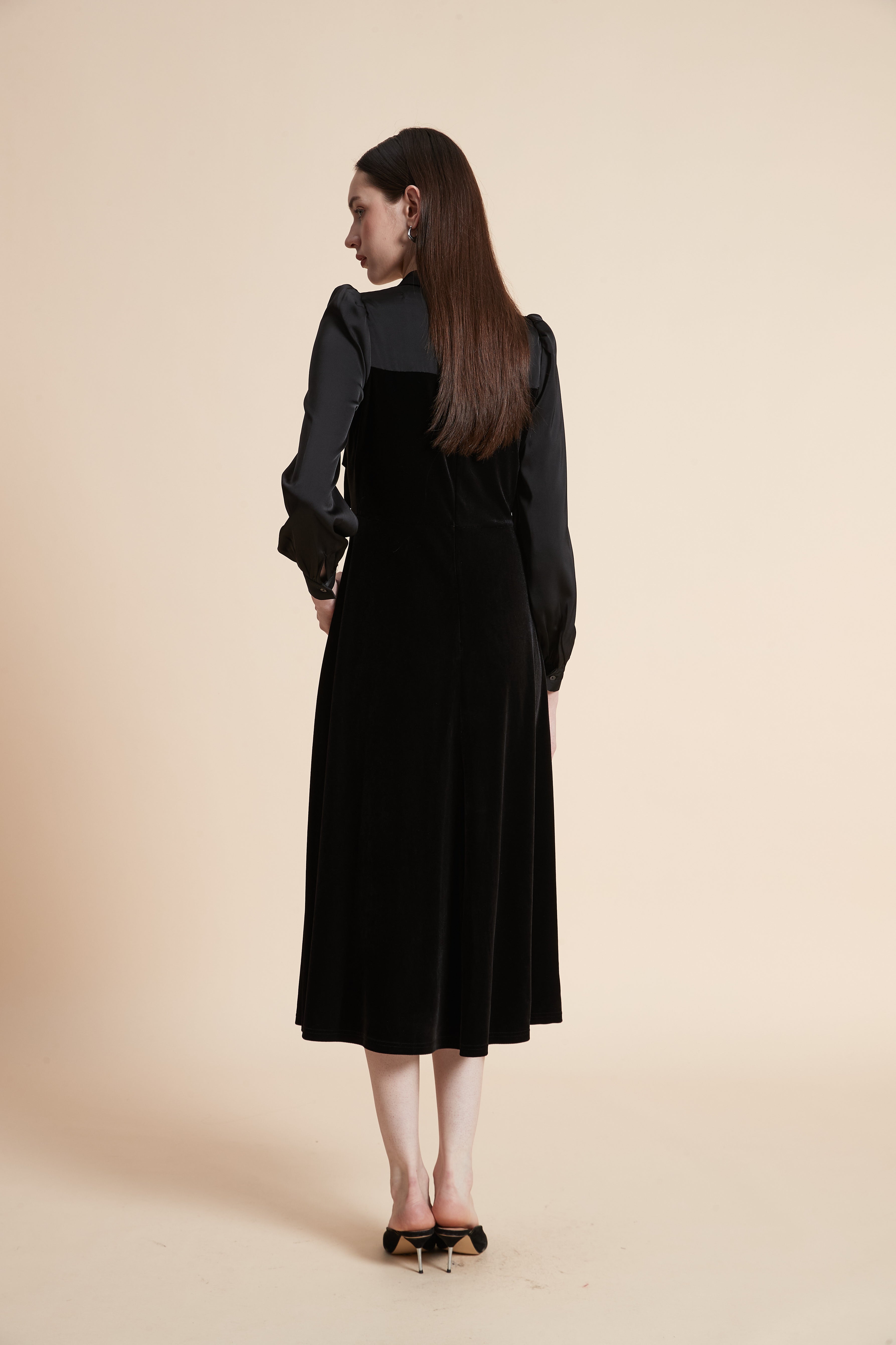 Midi Dress with Neck Tie and Long Sleeves