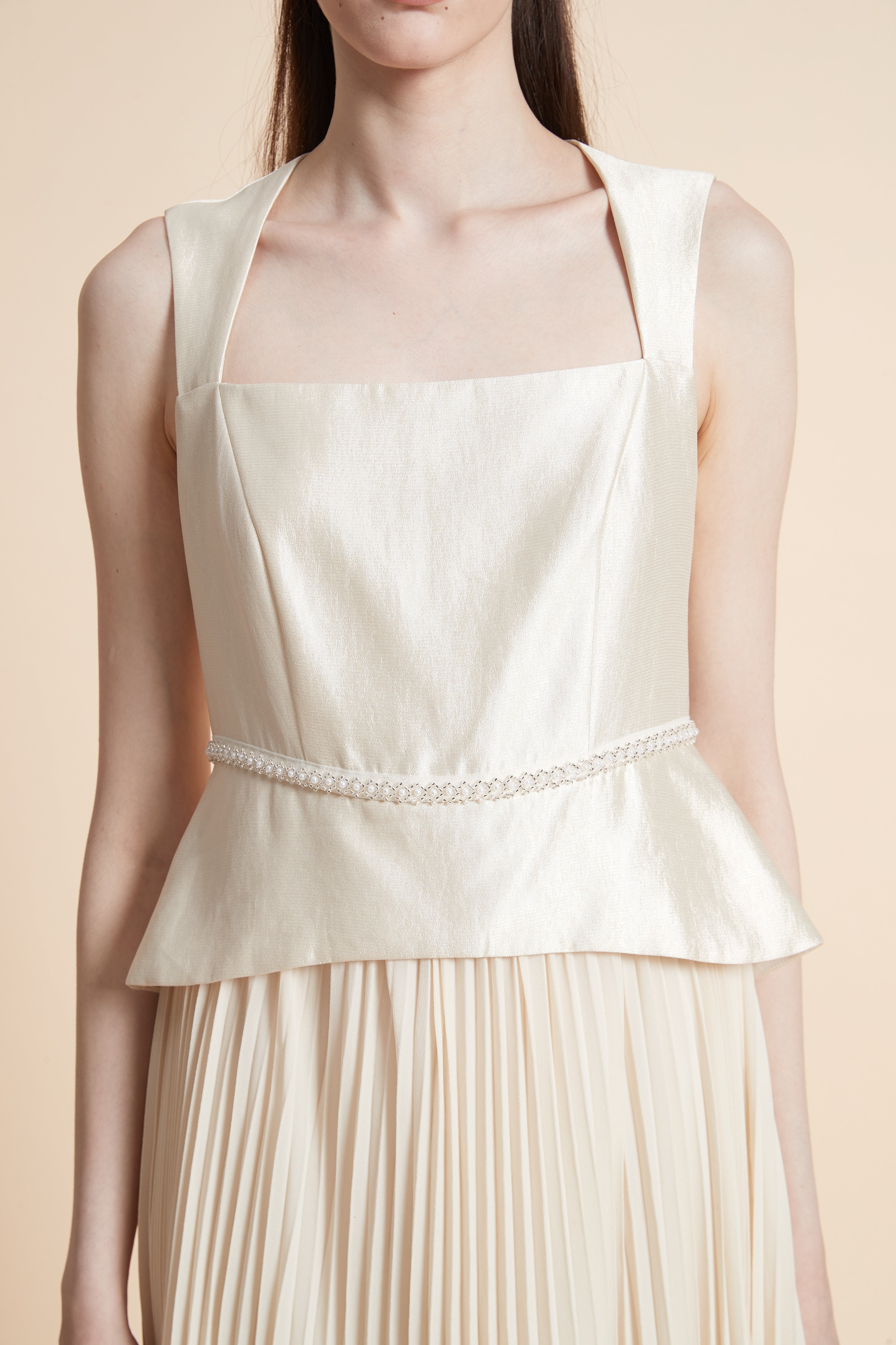 فستان ماكسي سادة بدون أكمام بليسيه