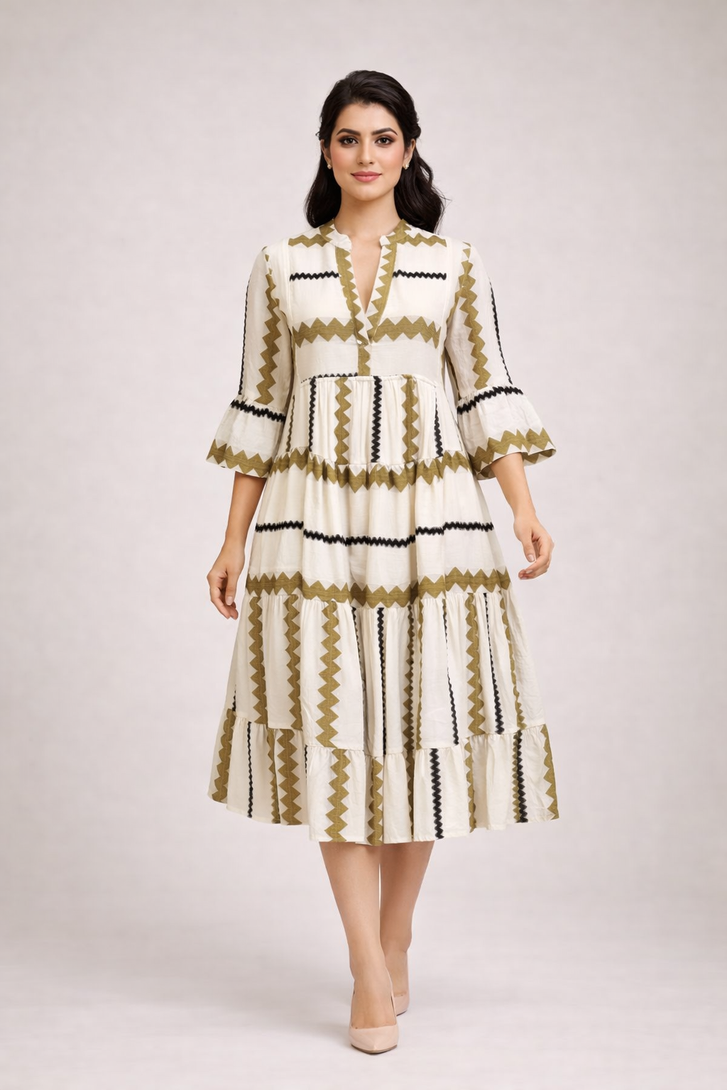 Patterned Midi Dress With 3/4 Sleeves
