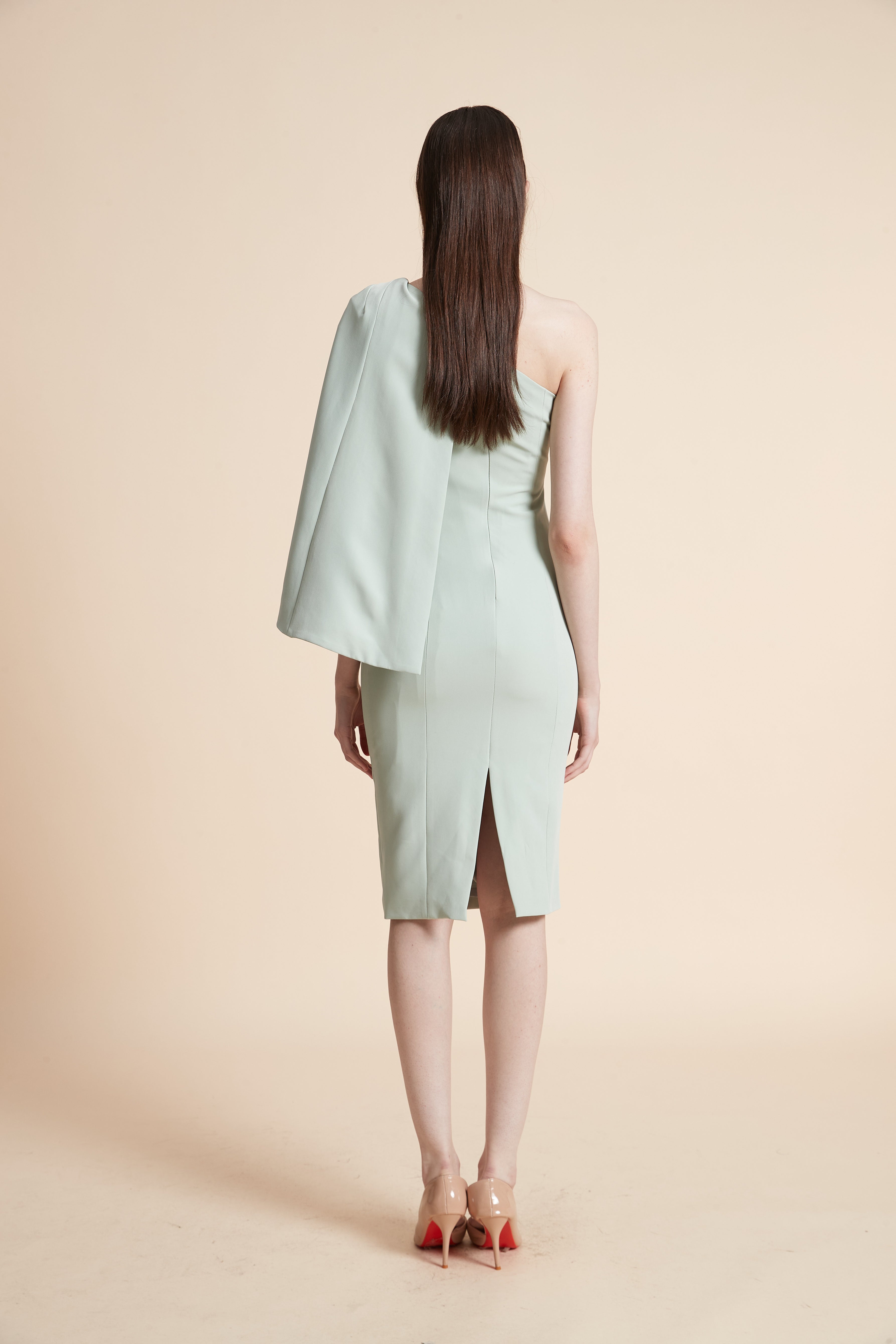 فستان ميدي سادة أوف شولدر