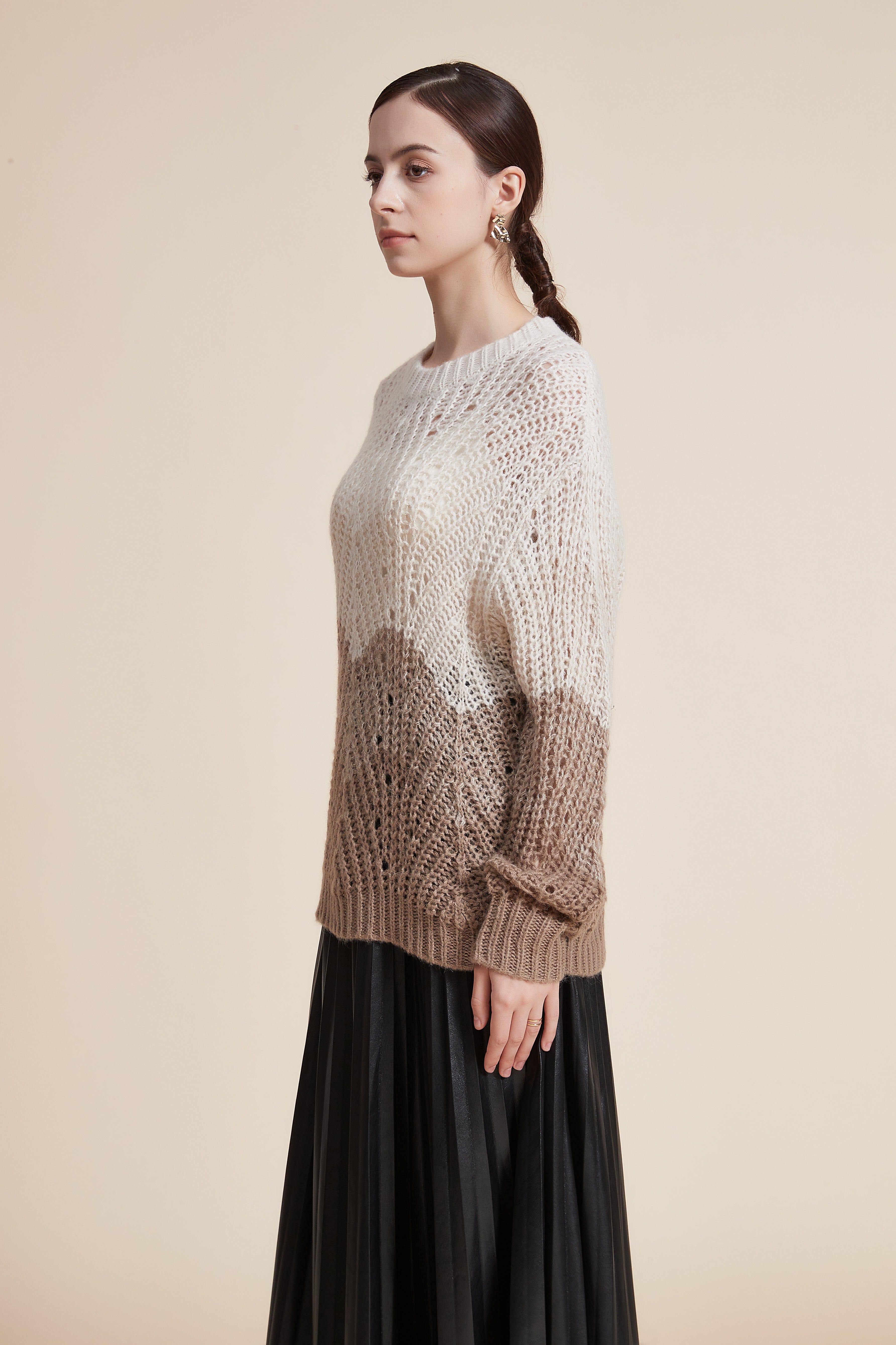 Cozy Ribbed Long Sleeve Top with Round Neck