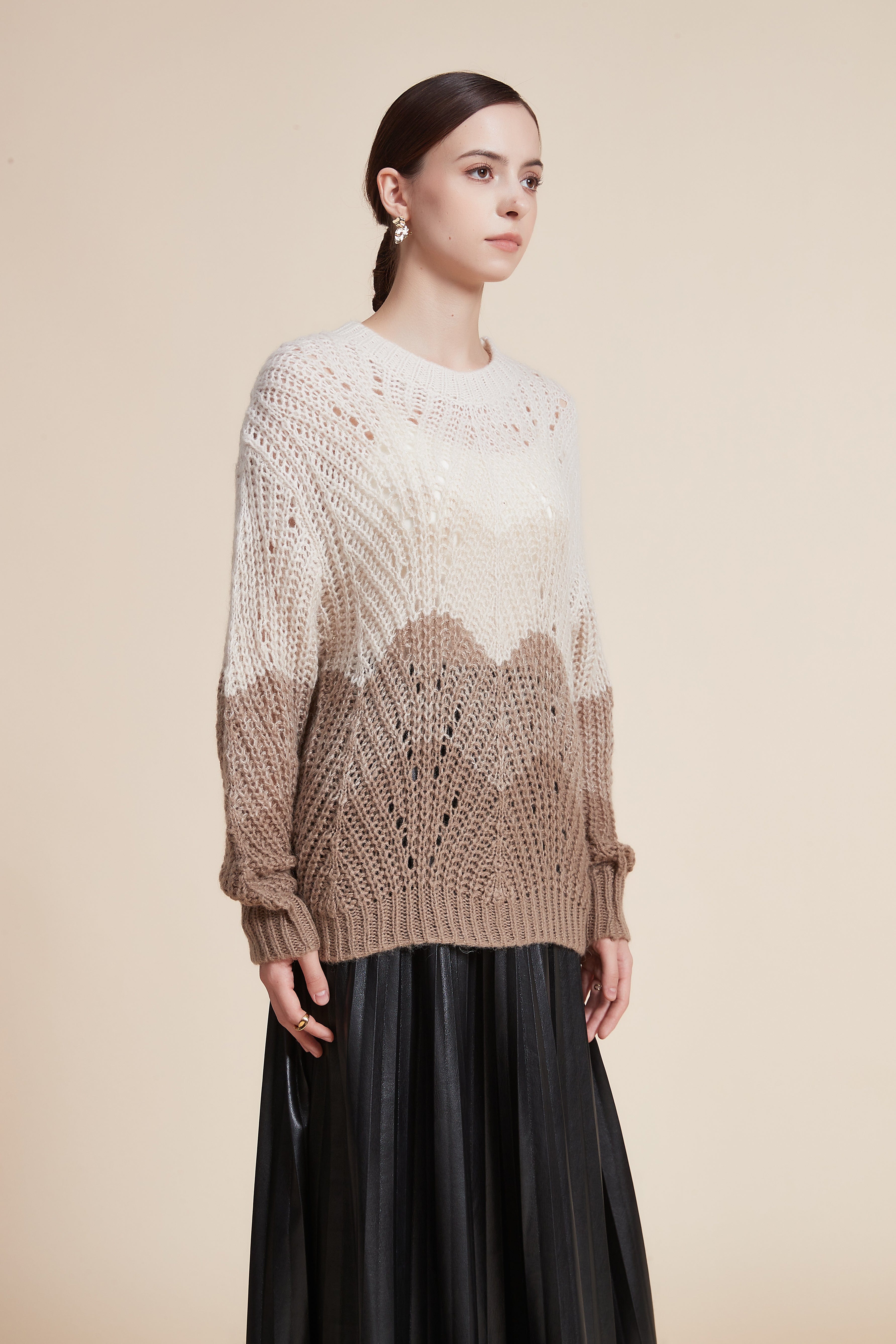 Cozy Ribbed Long Sleeve Top with Round Neck
