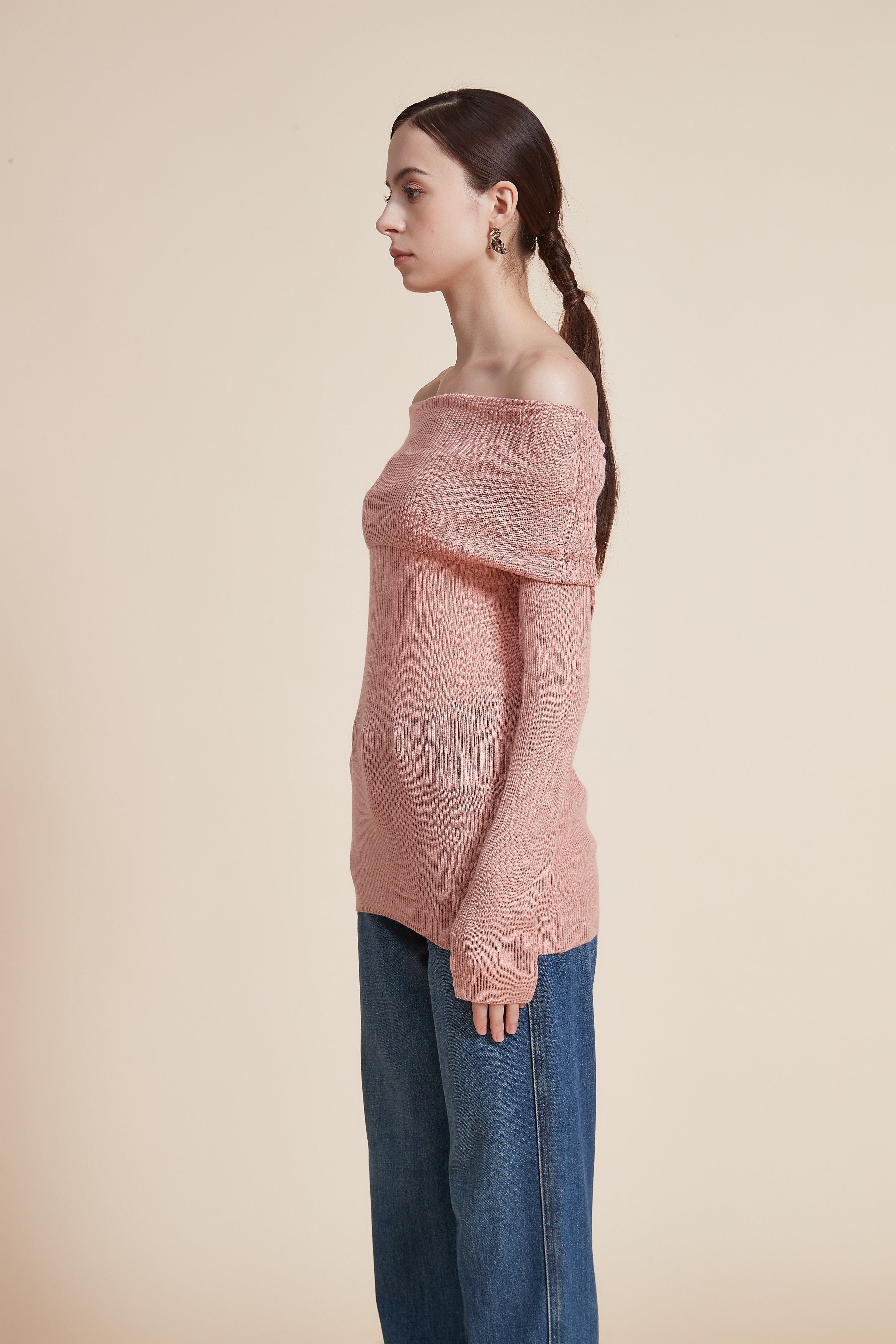 Long Sleeve Off-Shoulder Ribbed Top