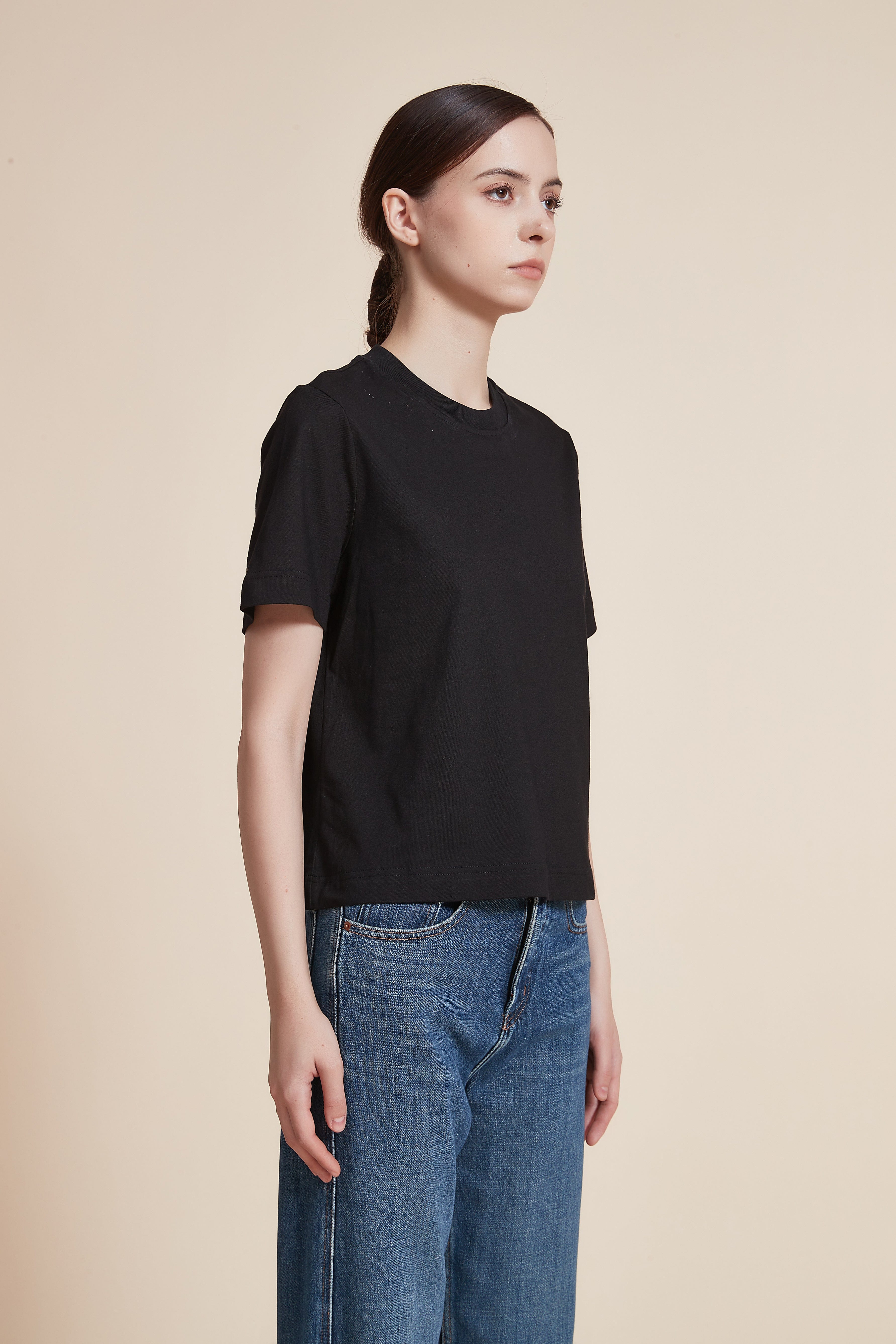 Short Sleeve Plain Top with Round Neck