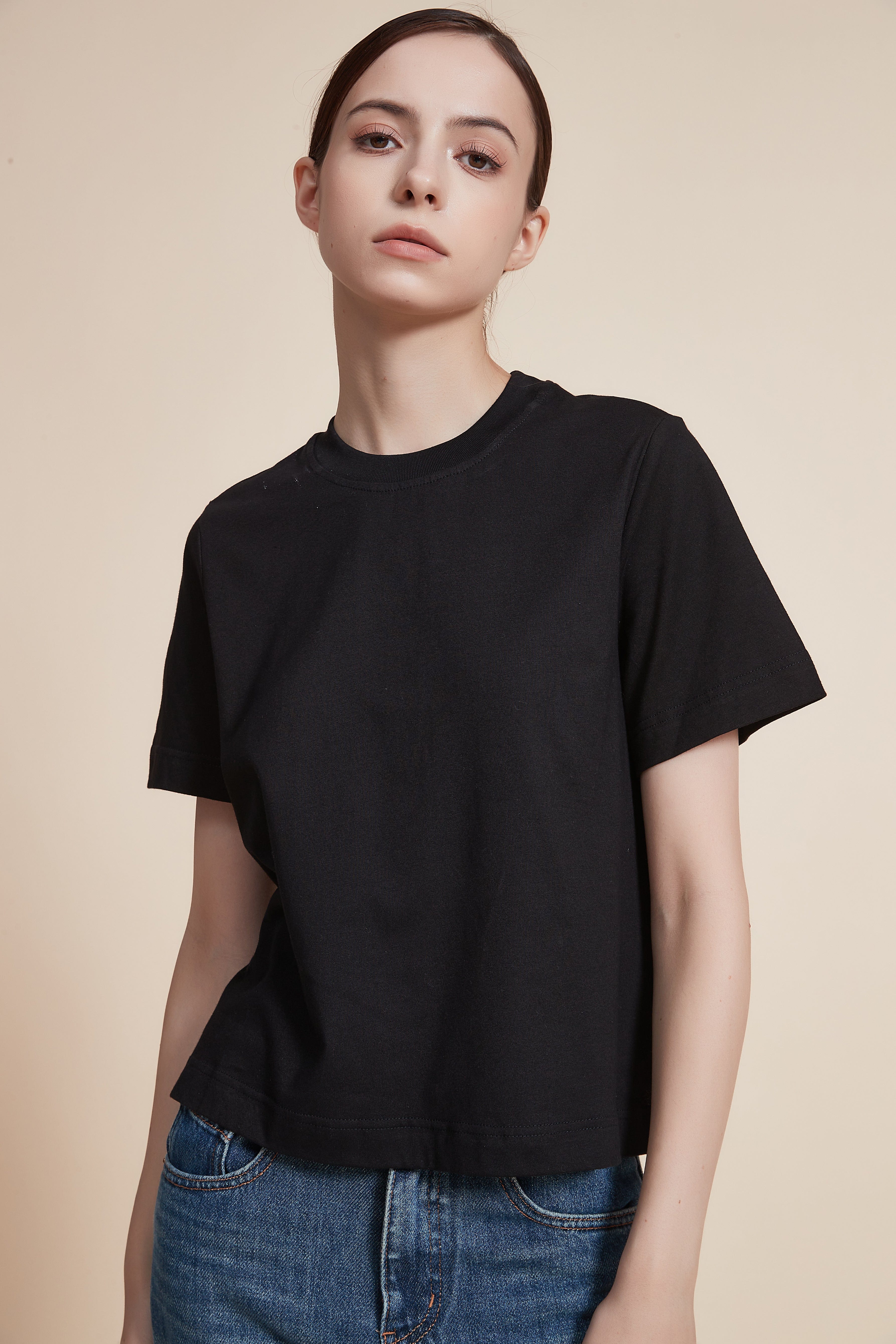 Short Sleeve Plain Top with Round Neck