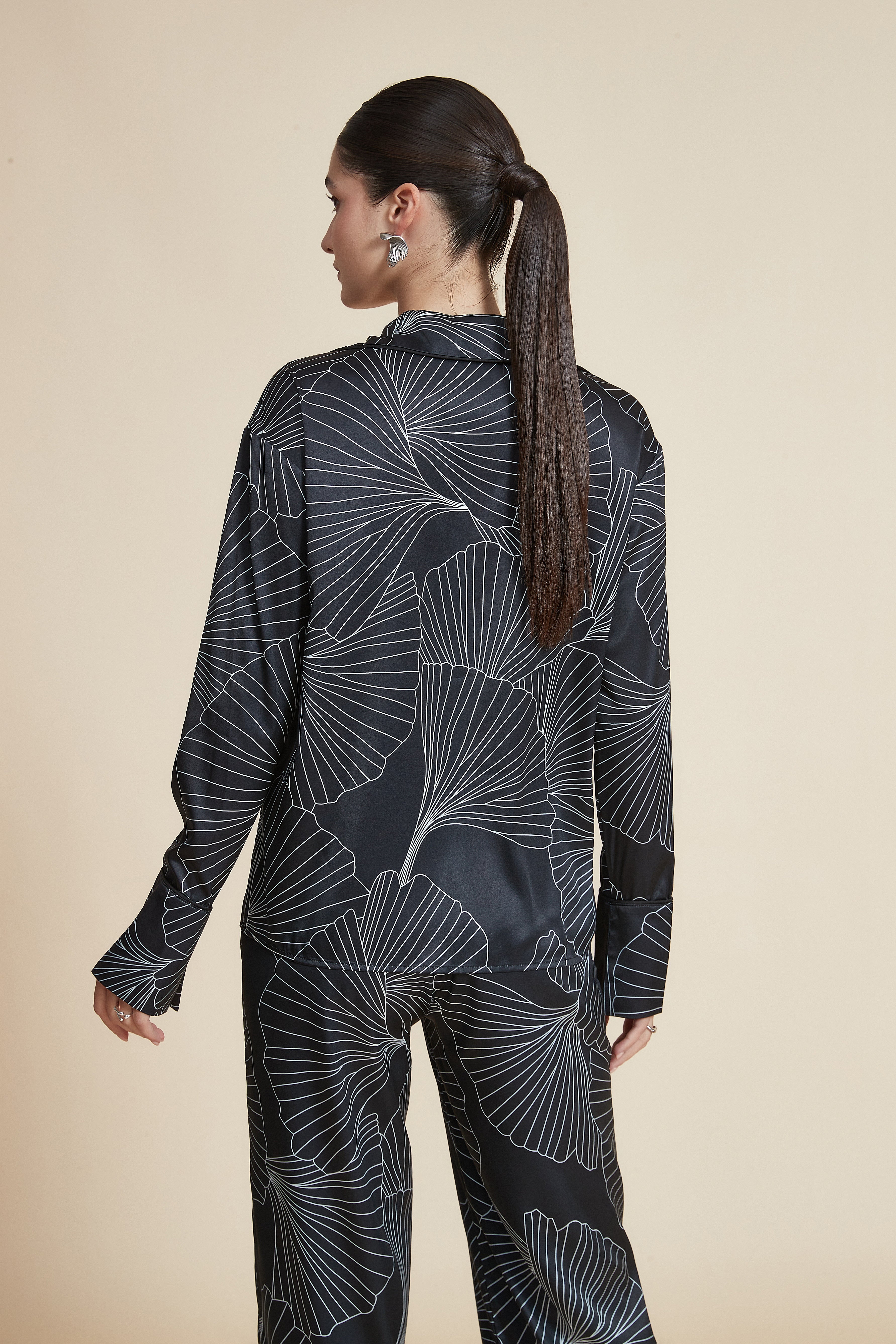 Printed long-sleeve blouse